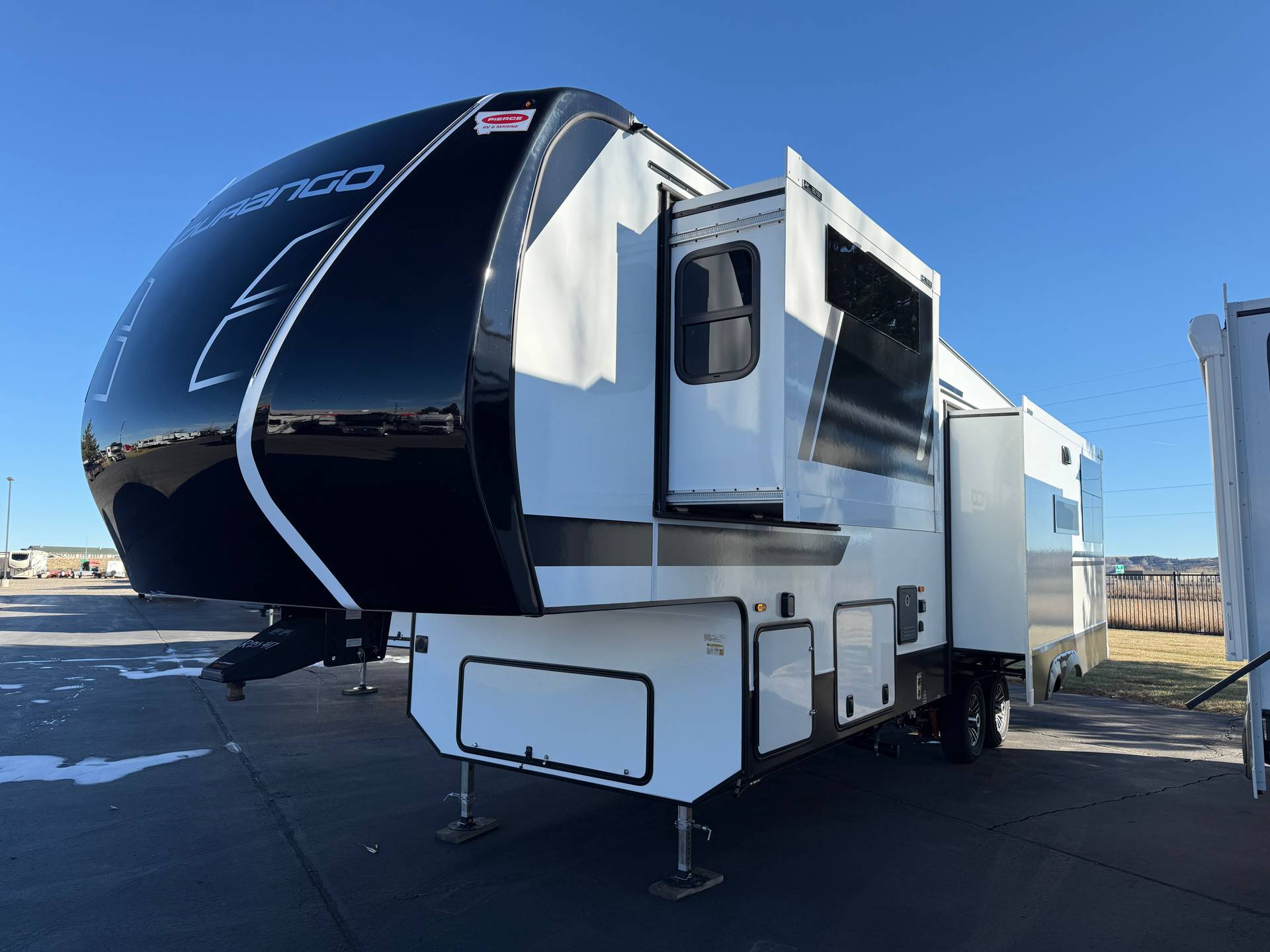 2026 KZ RV 2026 KZ RV Durango - thumbnail 3