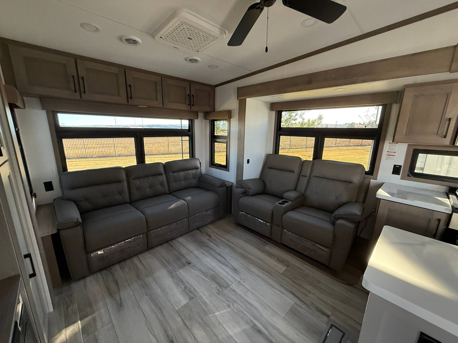 2026 KZ RV 2026 KZ RV Durango - thumbnail 14