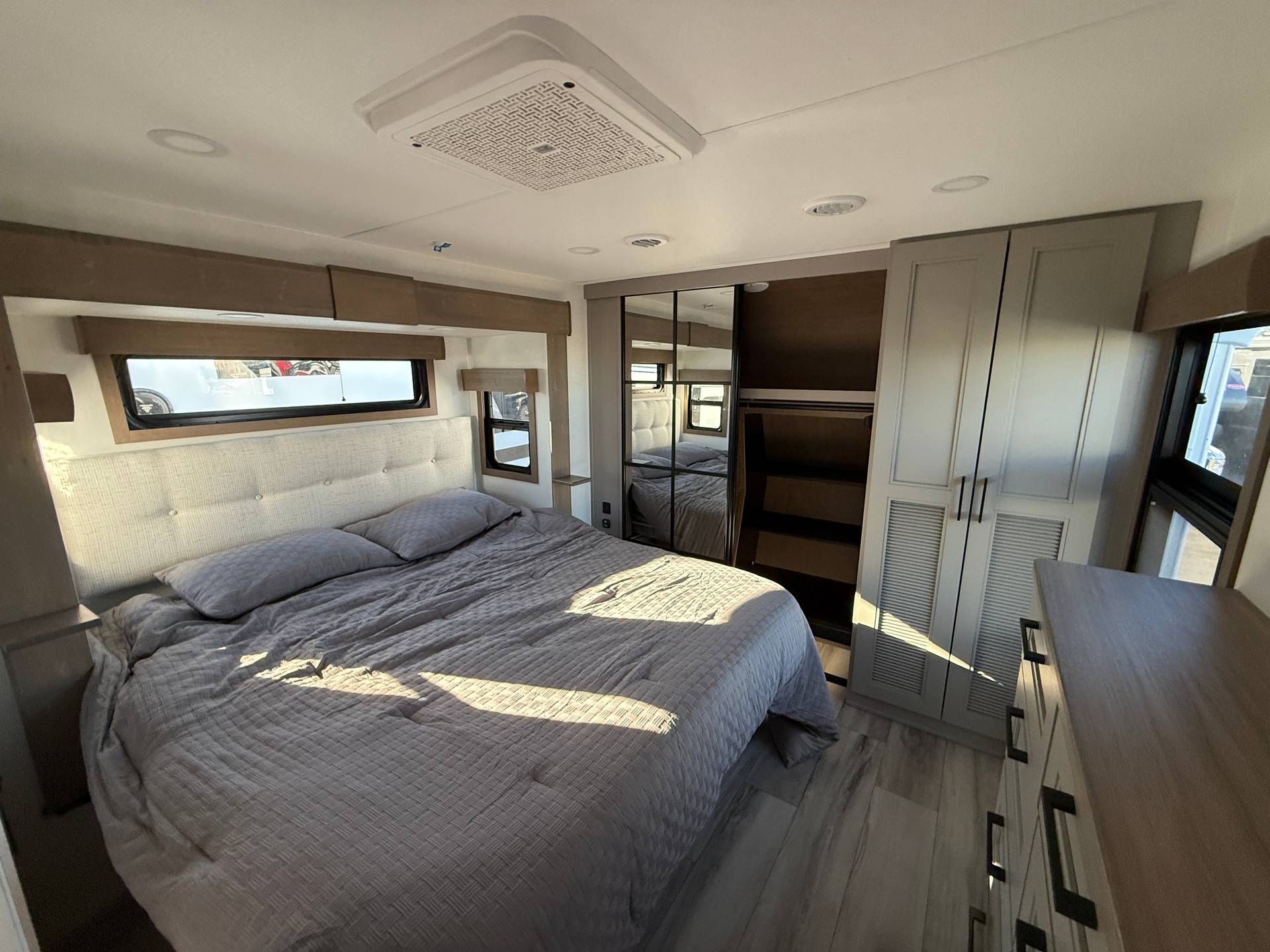 2026 KZ RV 2026 KZ RV Durango - thumbnail 22