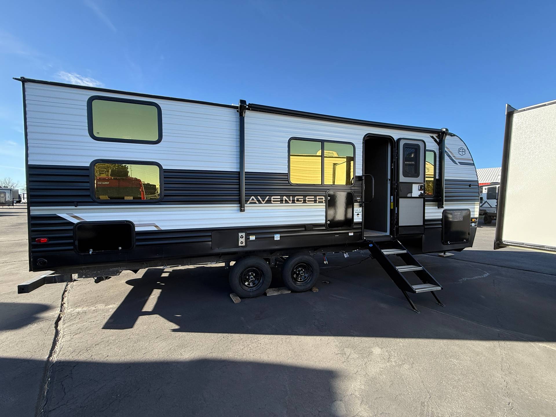 2026 Prime Time RV 2026 Prime Time RV Avenger - thumbnail 7