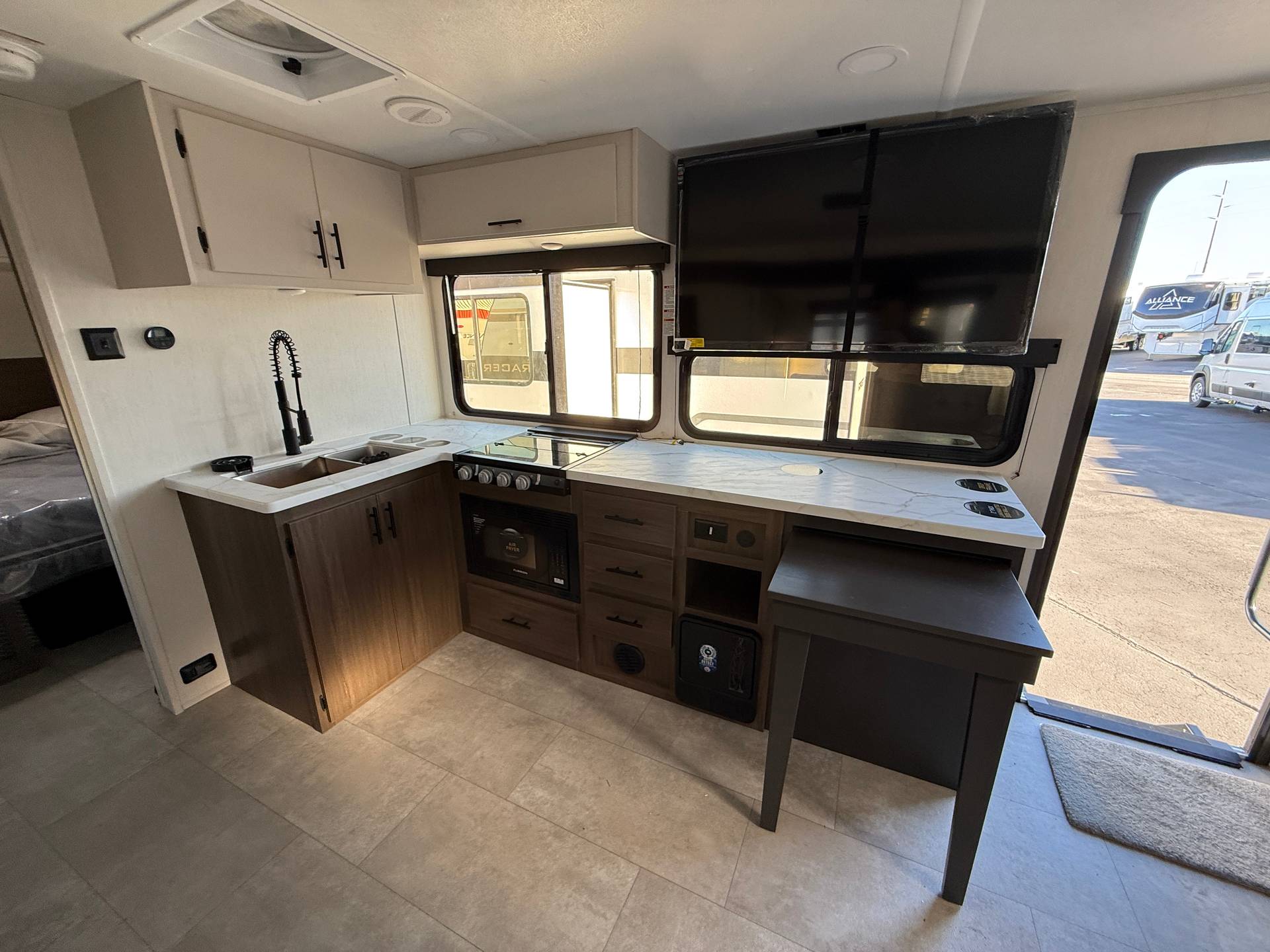 2026 Prime Time RV 2026 Prime Time RV Tracer - thumbnail 16