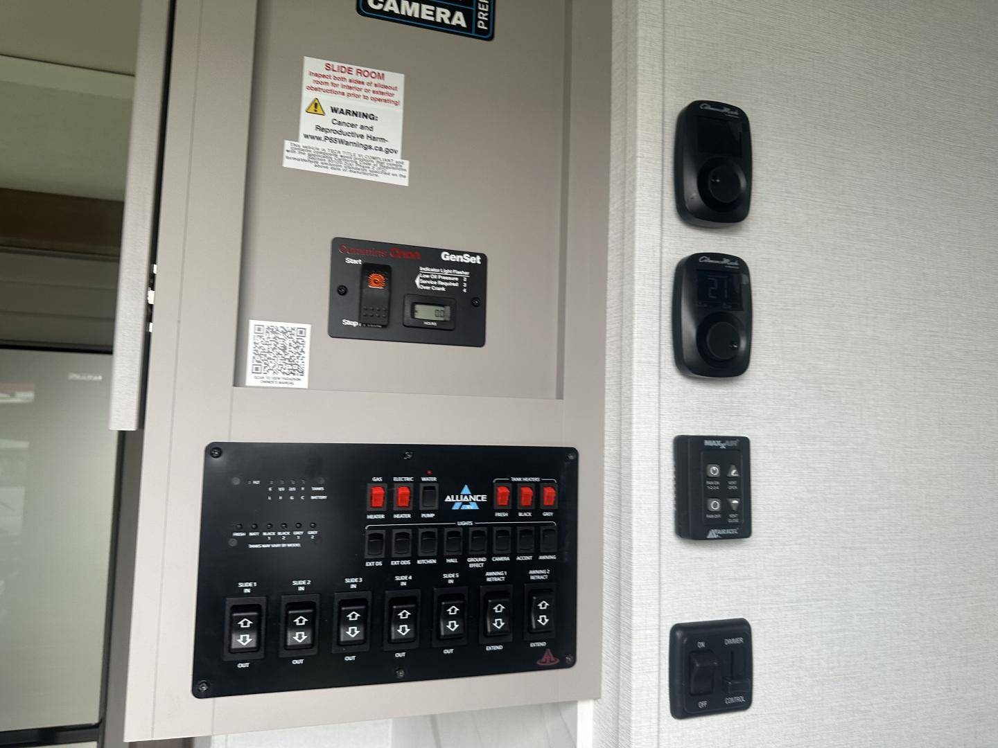 2025 Alliance RV 2025 Alliance RV Paradigm - thumbnail 26