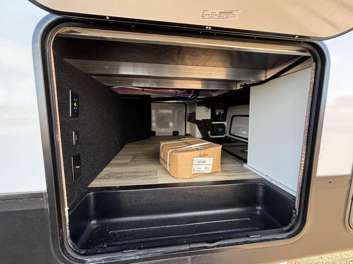 2025 Keystone RV 2025 Keystone RV Cruiser - thumbnail 6