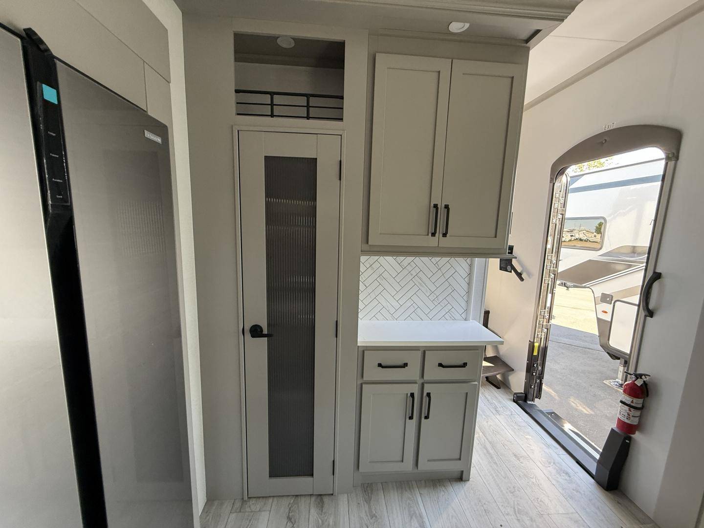 2025 Keystone RV 2025 Keystone RV Montana High Country - thumbnail 26