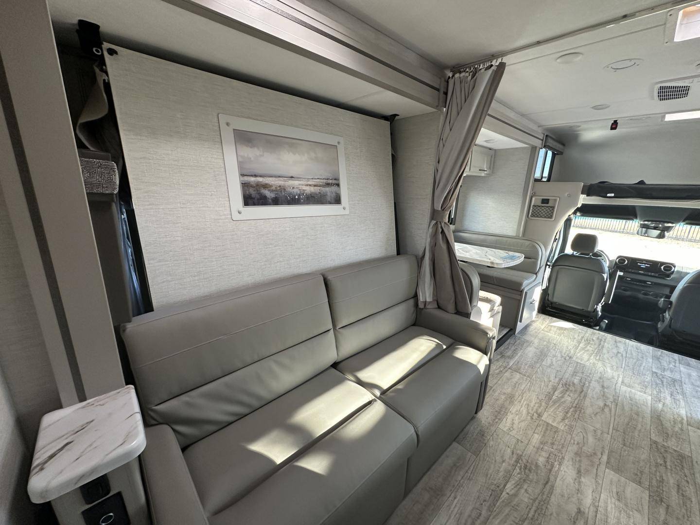 2025 Thor Motor Coach 2025 Thor Motor Coach Chateau - thumbnail 24