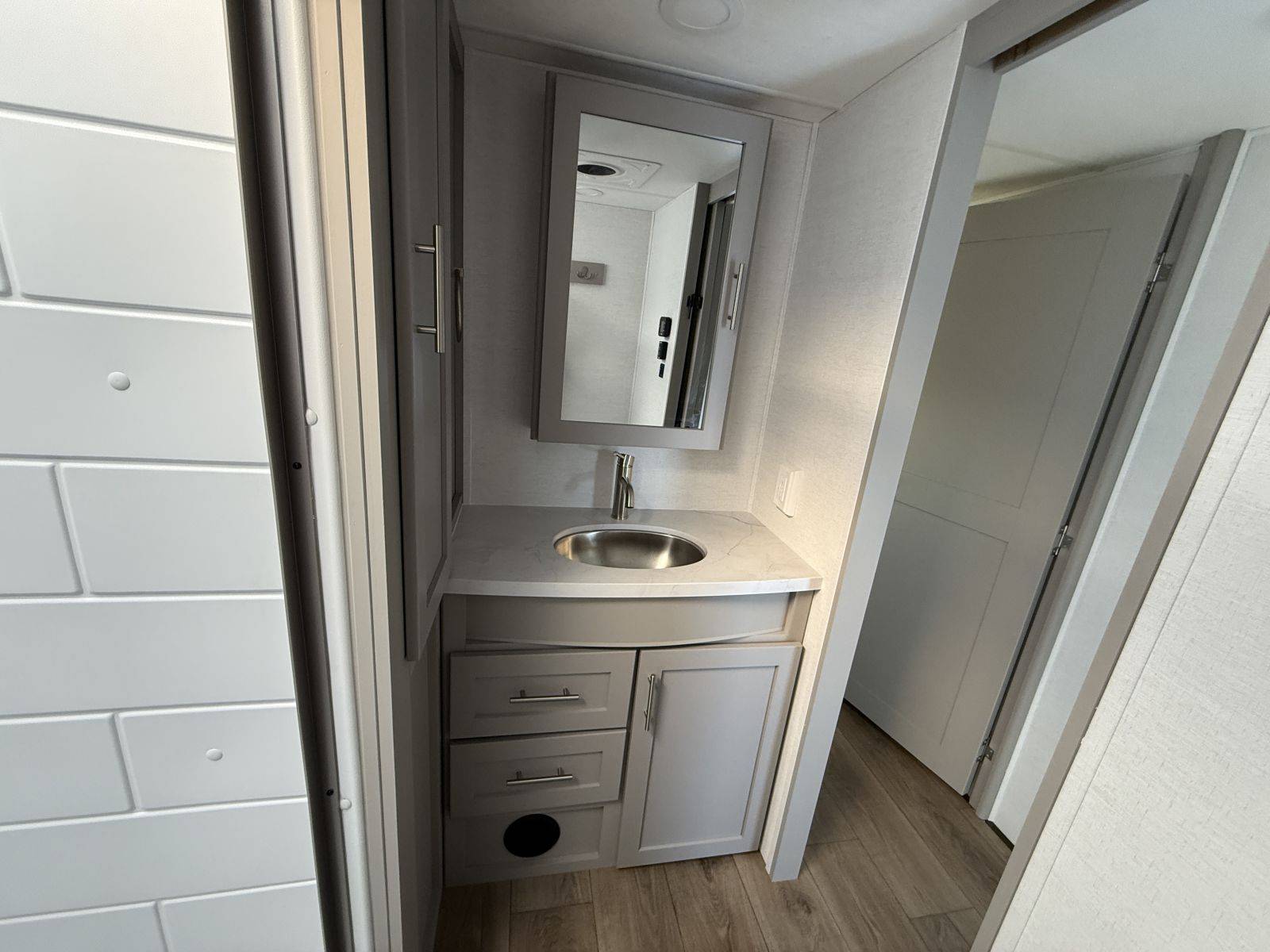 2026 Alliance RV 2026 Alliance RV Avenue - thumbnail 21