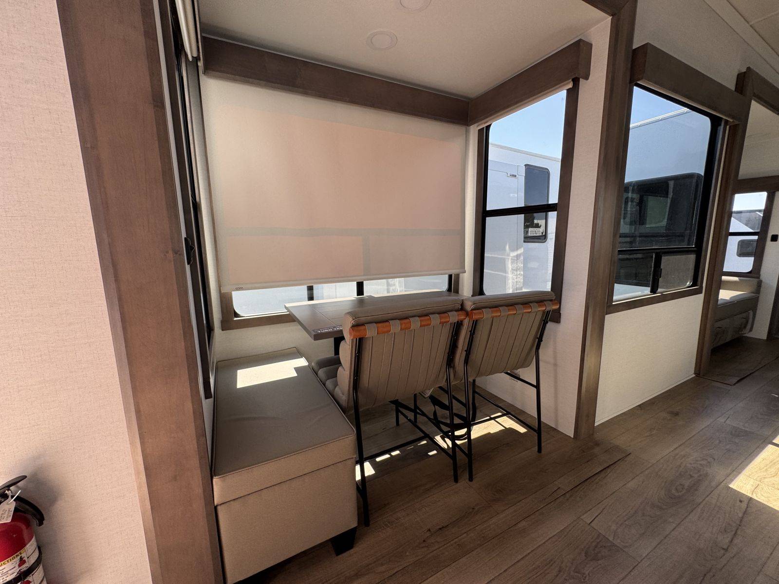 2026 Alliance RV 2026 Alliance RV Paradigm - thumbnail 27