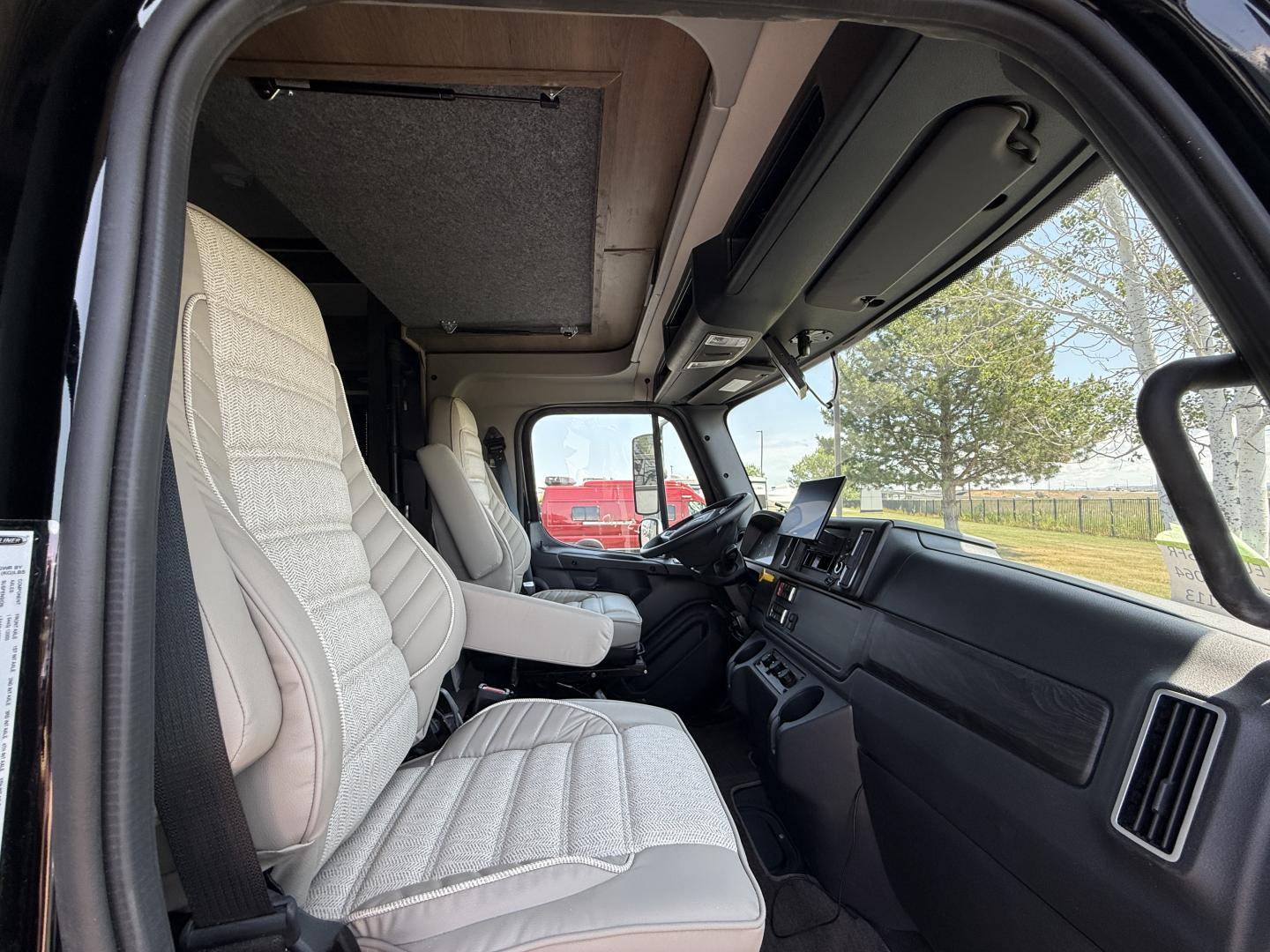 2026 Dynamax 2026 Dynamax Europa - thumbnail 19