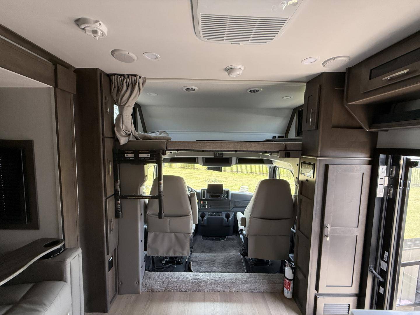 2026 Dynamax 2026 Dynamax Europa - thumbnail 26