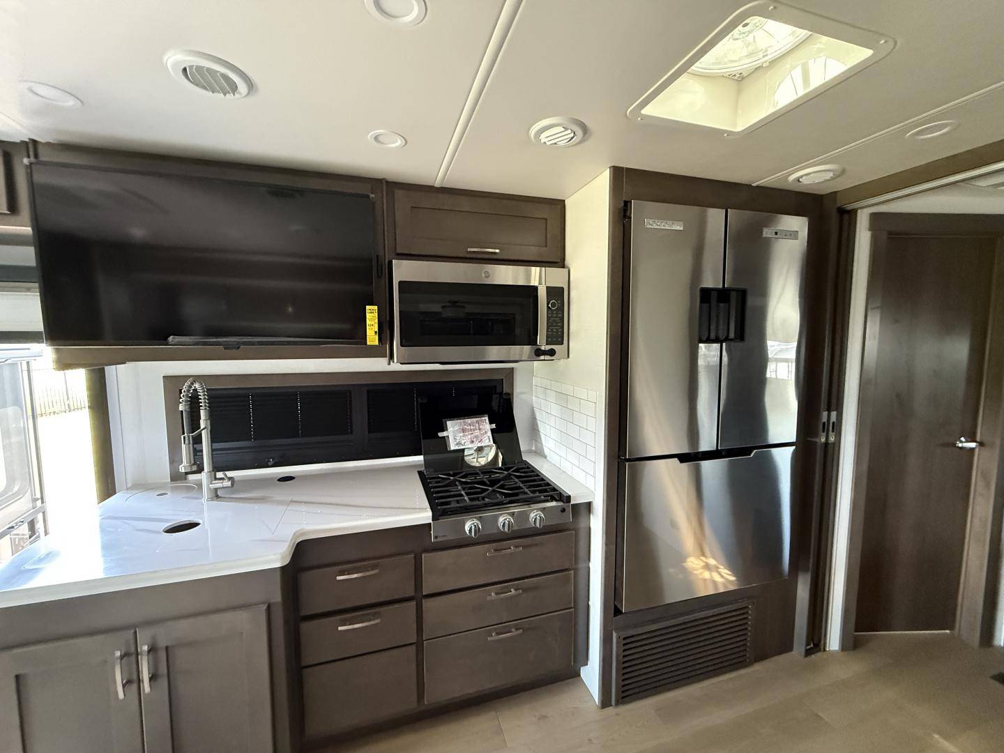 2026 Dynamax 2026 Dynamax Europa - thumbnail 27