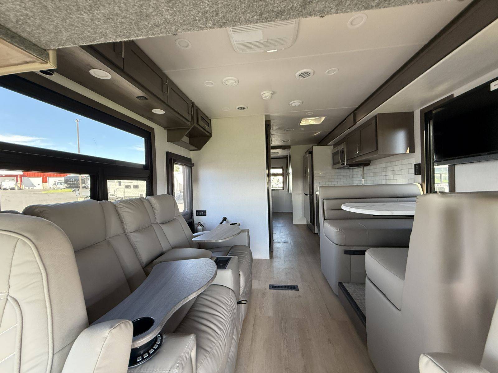 2026 Dynamax 2026 Dynamax Europa - thumbnail 18