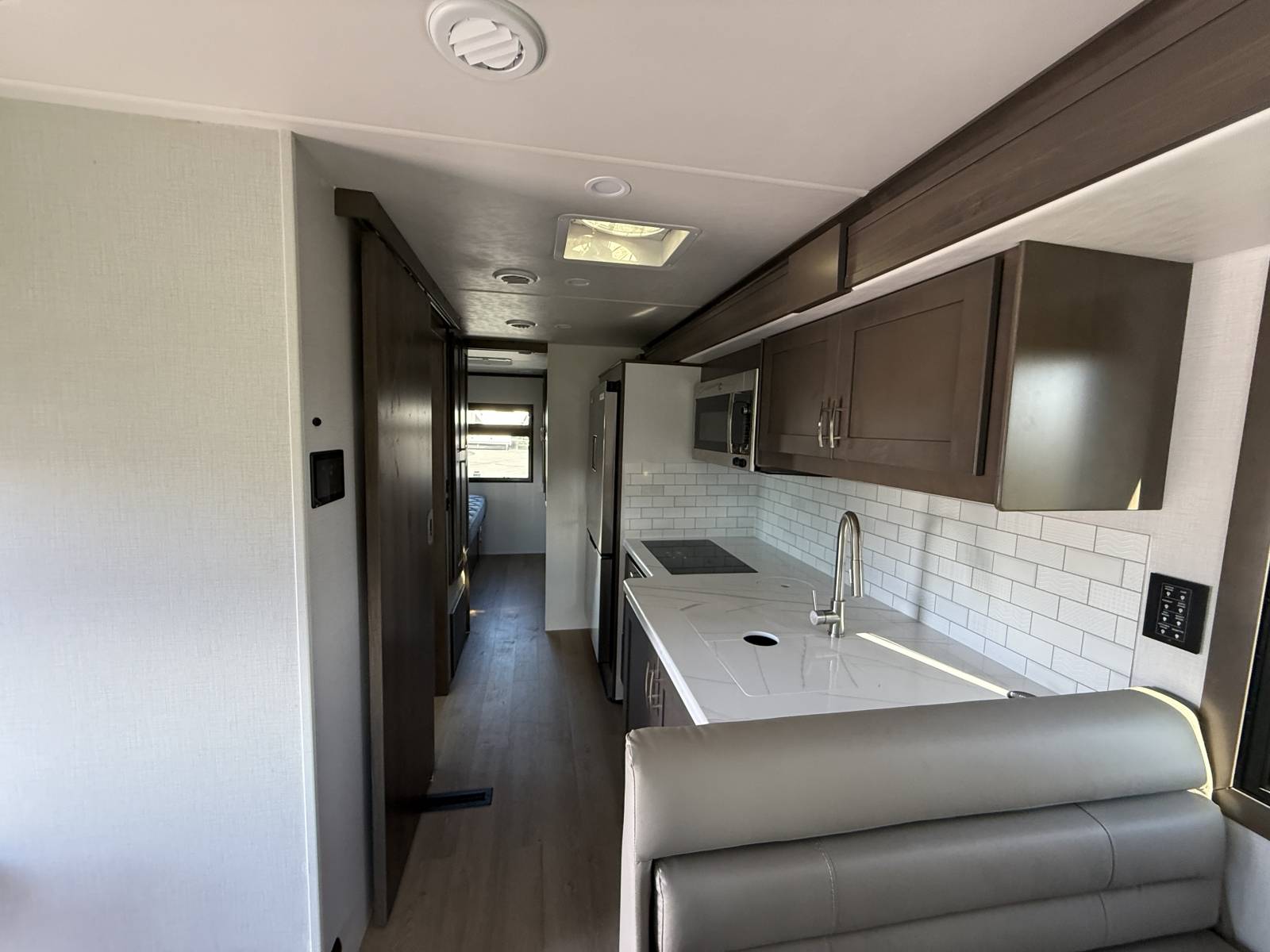 2026 Dynamax 2026 Dynamax Europa - thumbnail 23