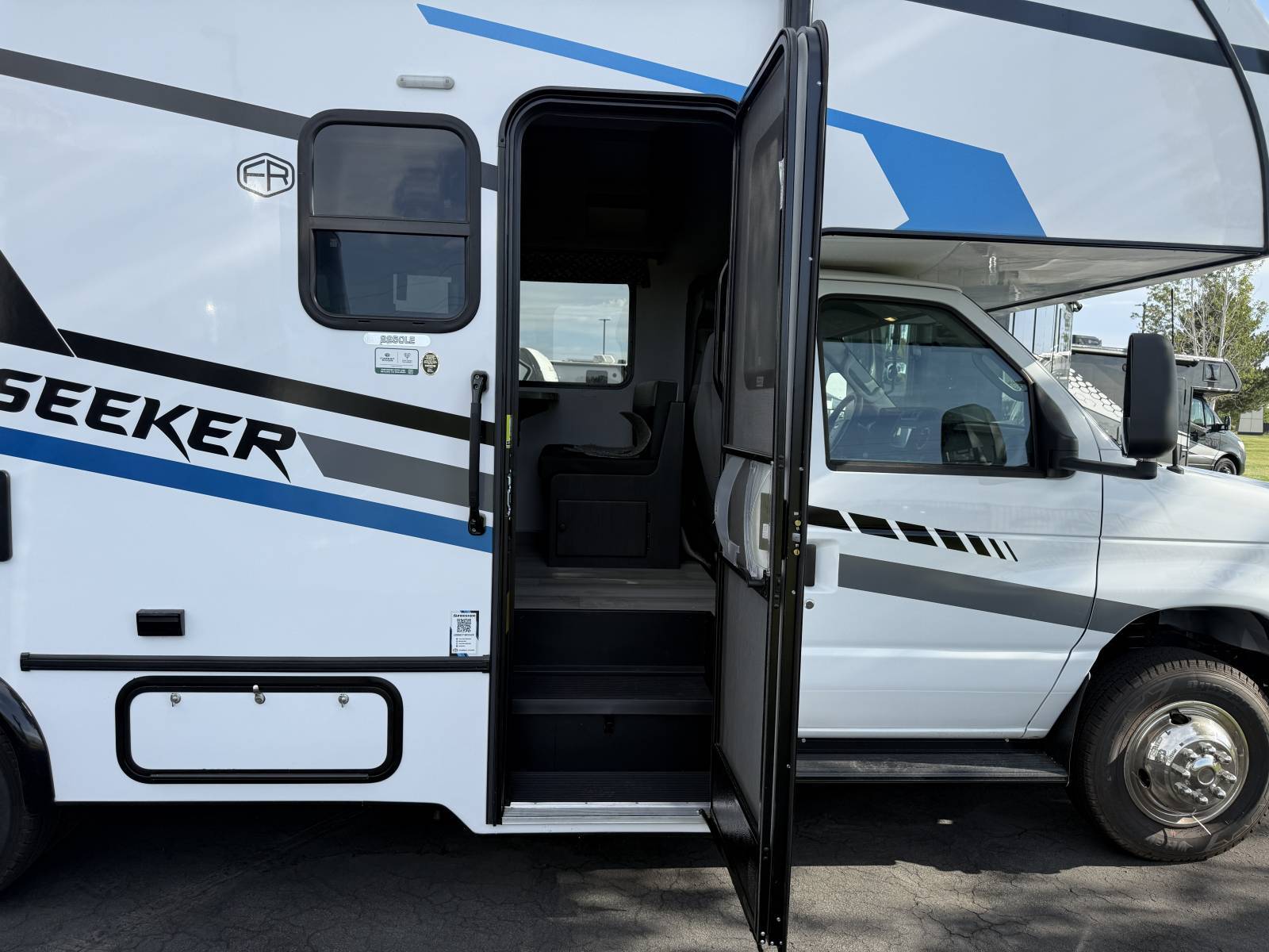 2026 Forest River RV 2026 Forest River RV Sunseeker - thumbnail 18