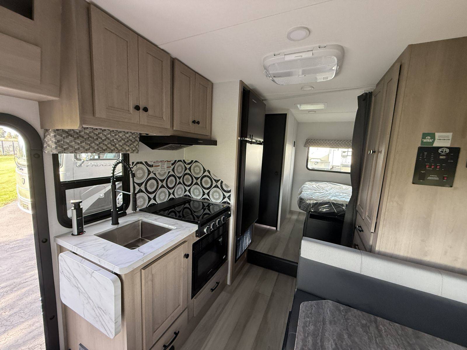 2026 Forest River RV 2026 Forest River RV Sunseeker - thumbnail 26