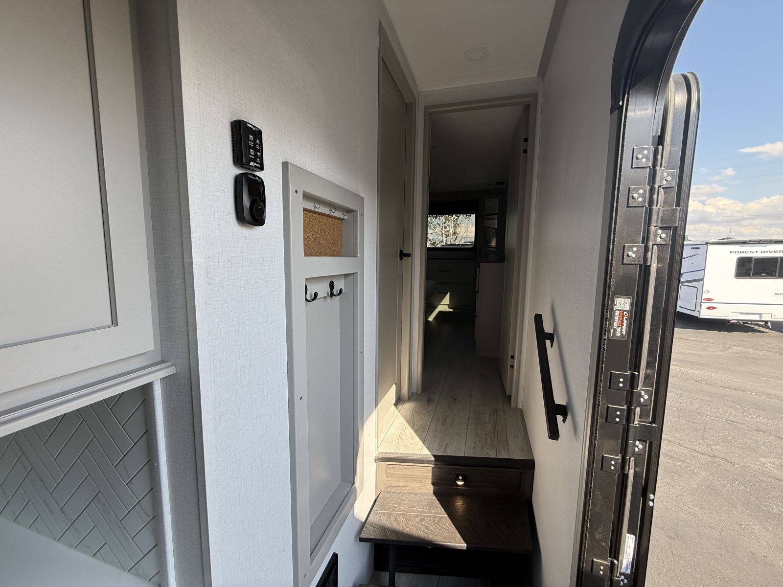 2026 Keystone RV 2026 Keystone RV Montana High Country - thumbnail 20