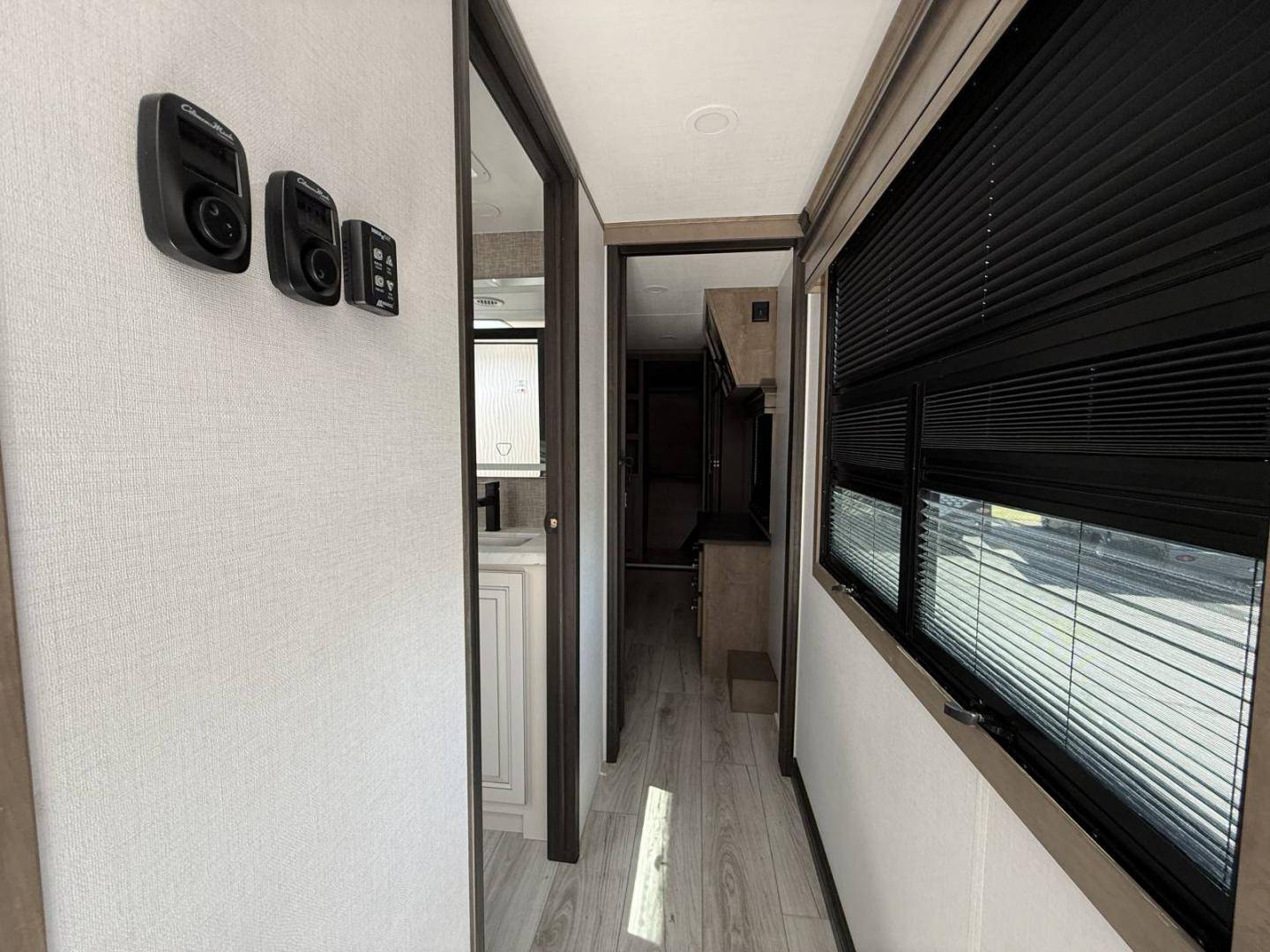 2026 Keystone RV 2026 Keystone RV Montana - thumbnail 21