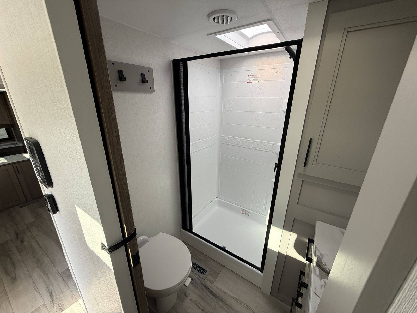 2026 KZ RV 2026 KZ RV Durango Half Ton - thumbnail 25