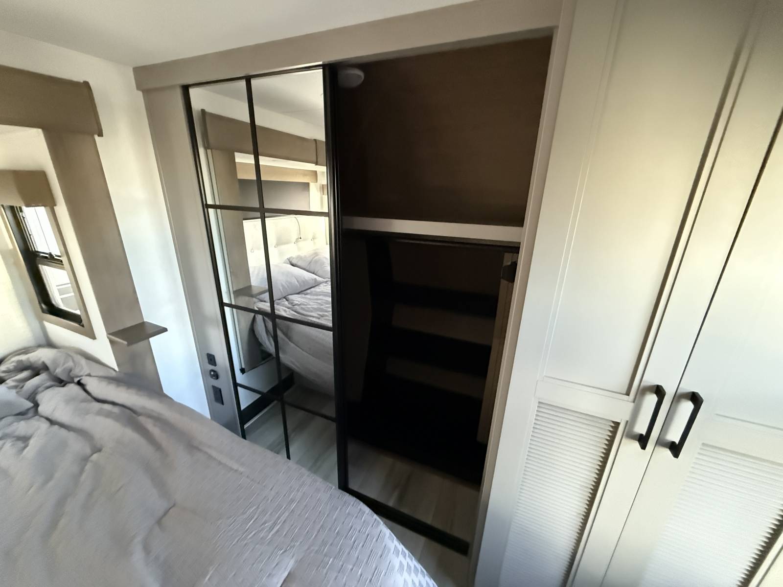 2026 KZ RV 2026 KZ RV Durango - thumbnail 26