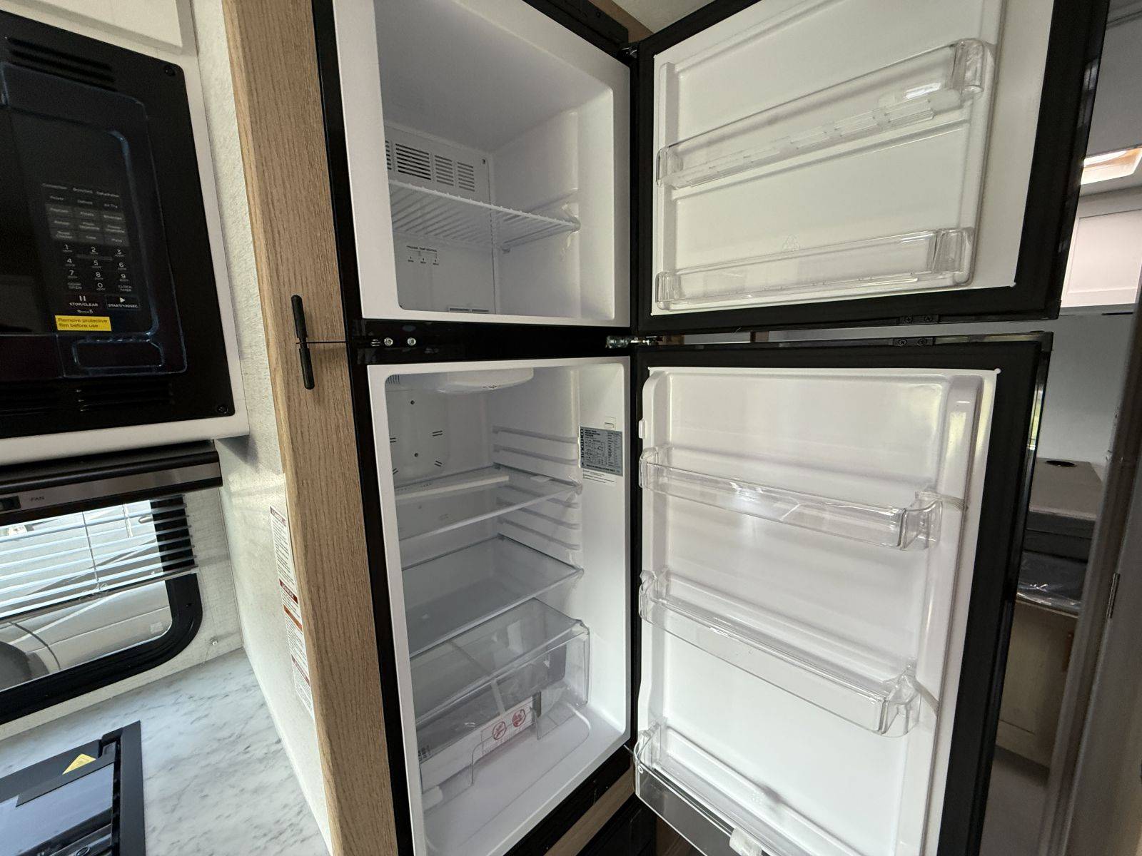 2026 Thor Motor Coach 2026 Thor Motor Coach Chateau - thumbnail 31