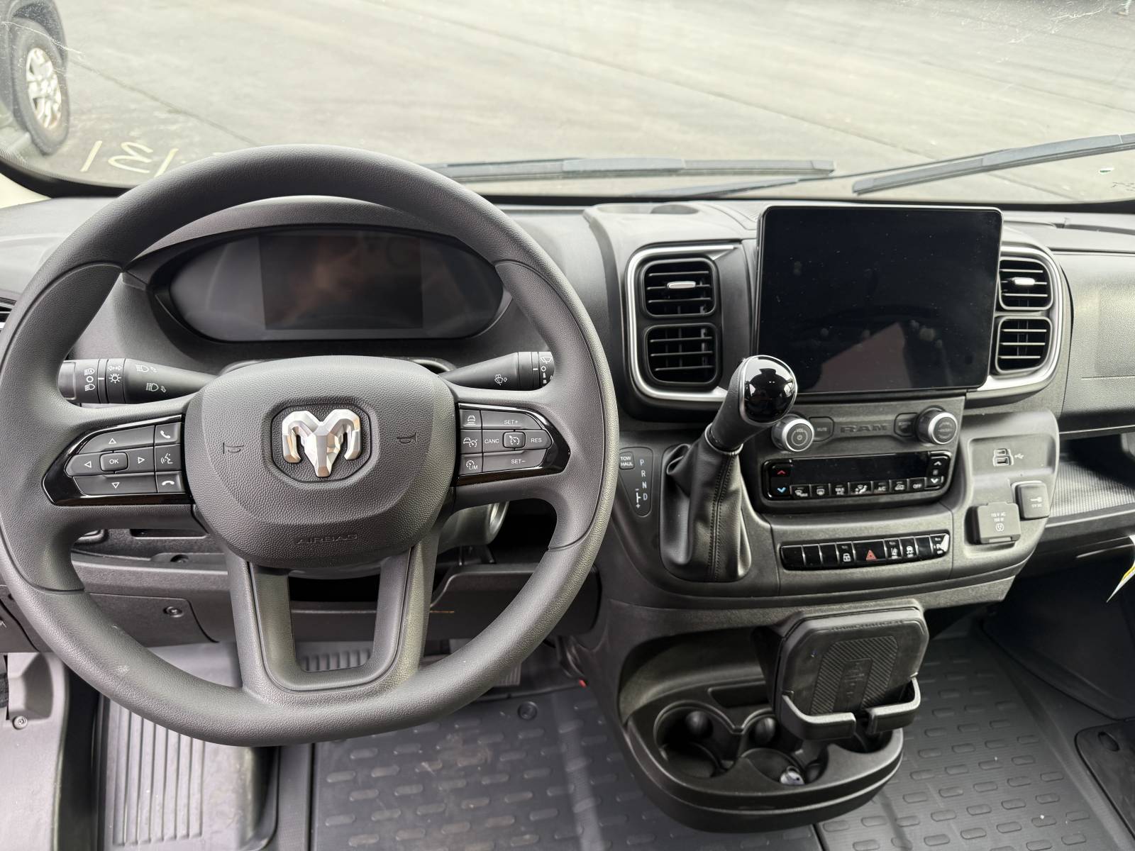 2026 Thor Motor Coach 2026 Thor Motor Coach Sequence - thumbnail 10