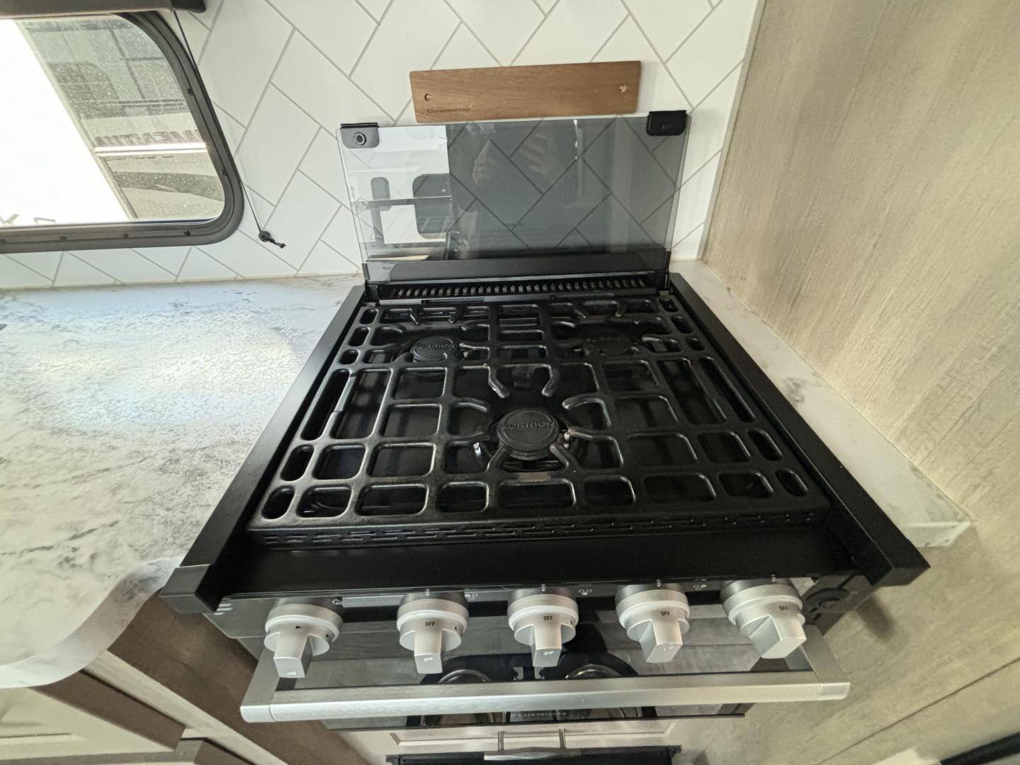 2024 Grand Design 2024 Grand Design Momentum - thumbnail 21