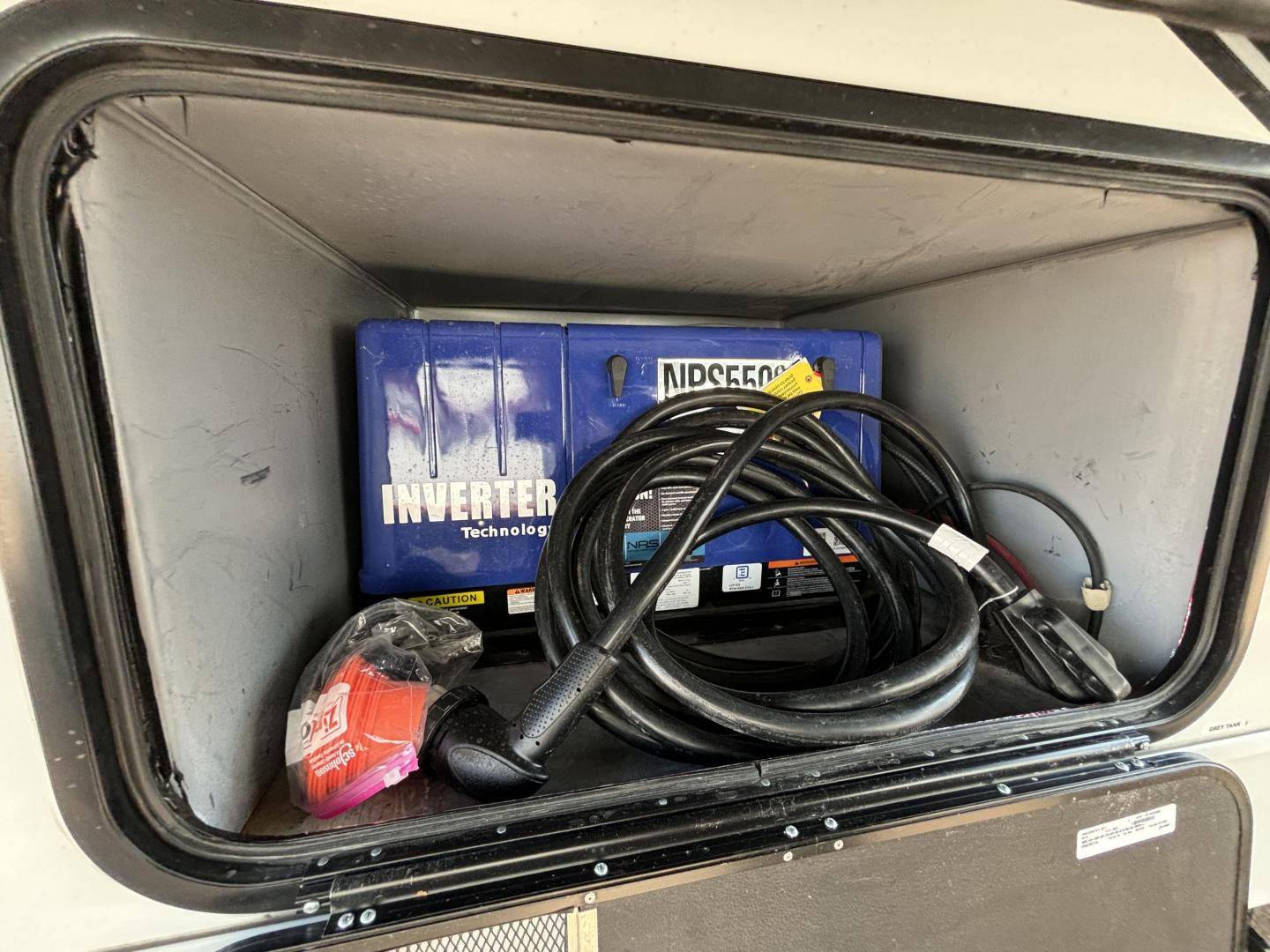 2024 Grand Design 2024 Grand Design Momentum - thumbnail 41