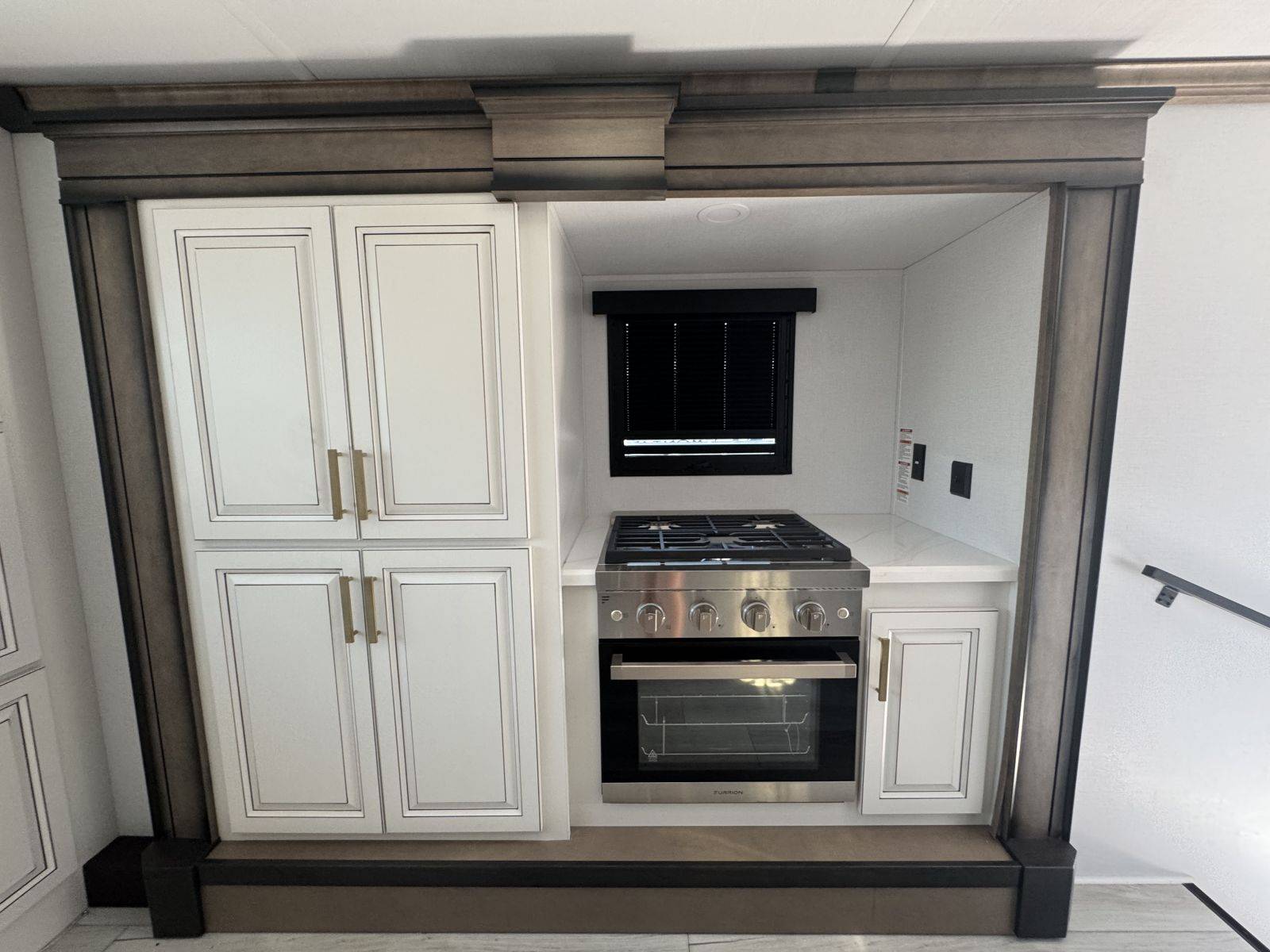 2026 Keystone RV 2026 Keystone RV Montana - thumbnail 18