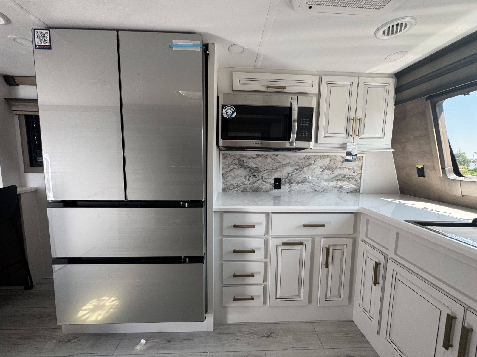 2026 Keystone RV 2026 Keystone RV Montana - thumbnail 19