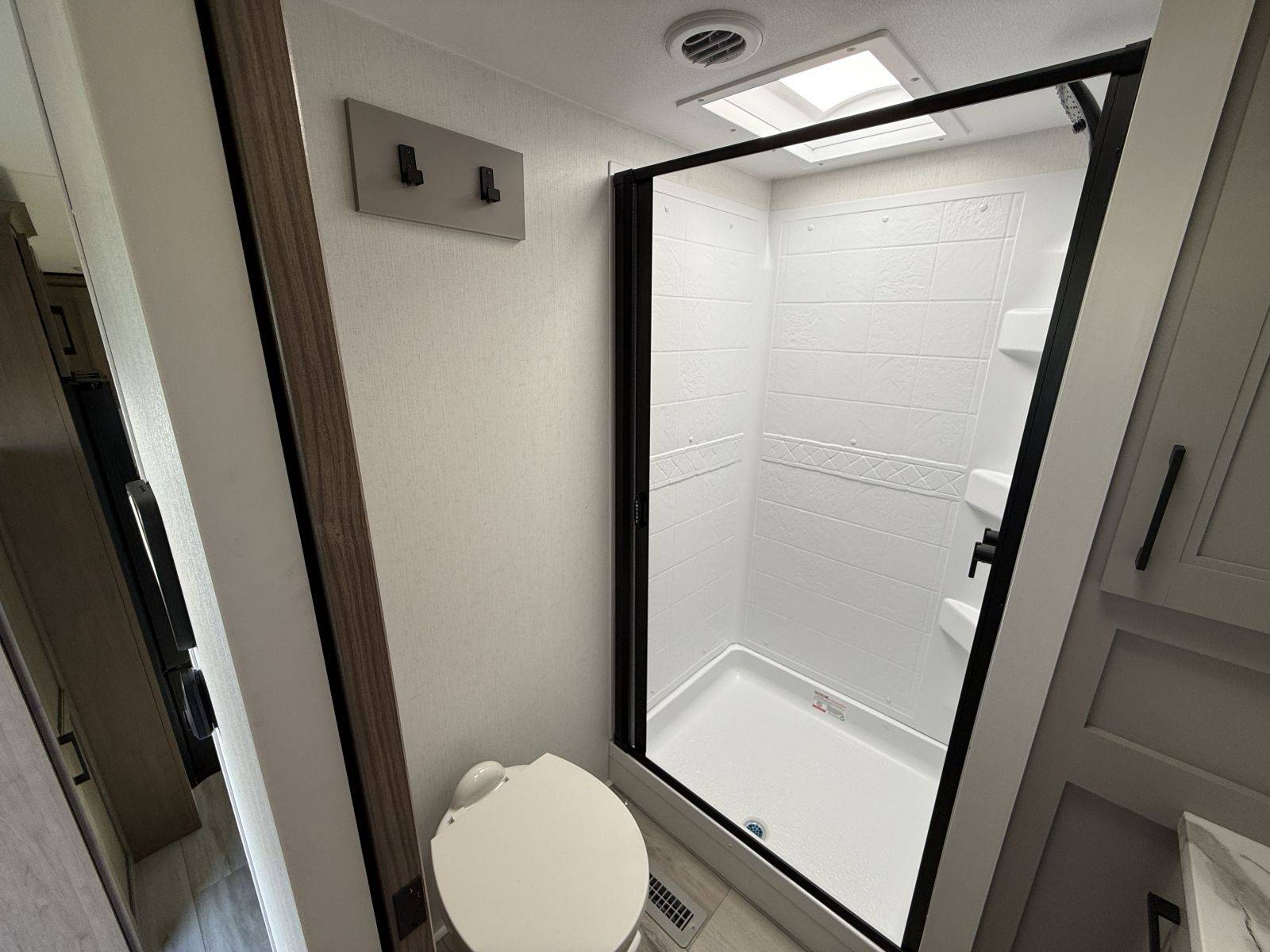 2026 KZ RV 2026 KZ RV Durango Half Ton - thumbnail 21