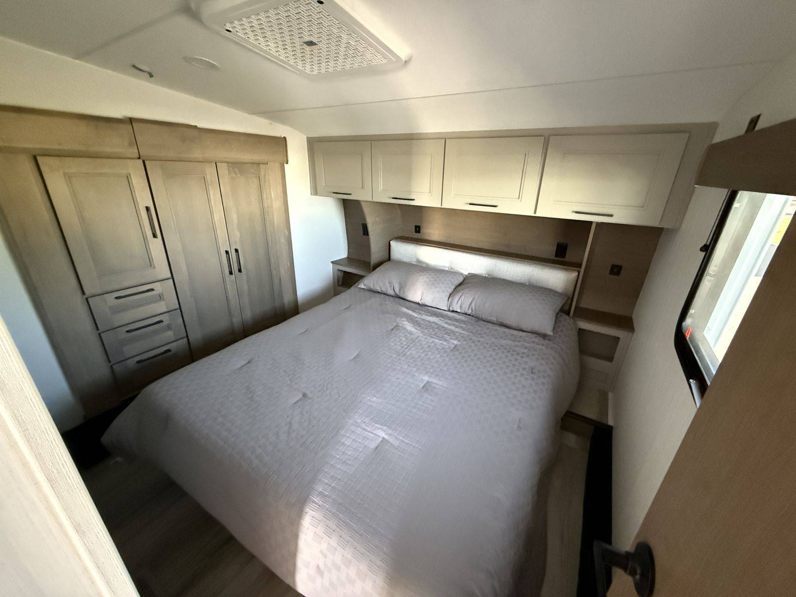 2026 KZ RV 2026 KZ RV Durango Half Ton - thumbnail 23