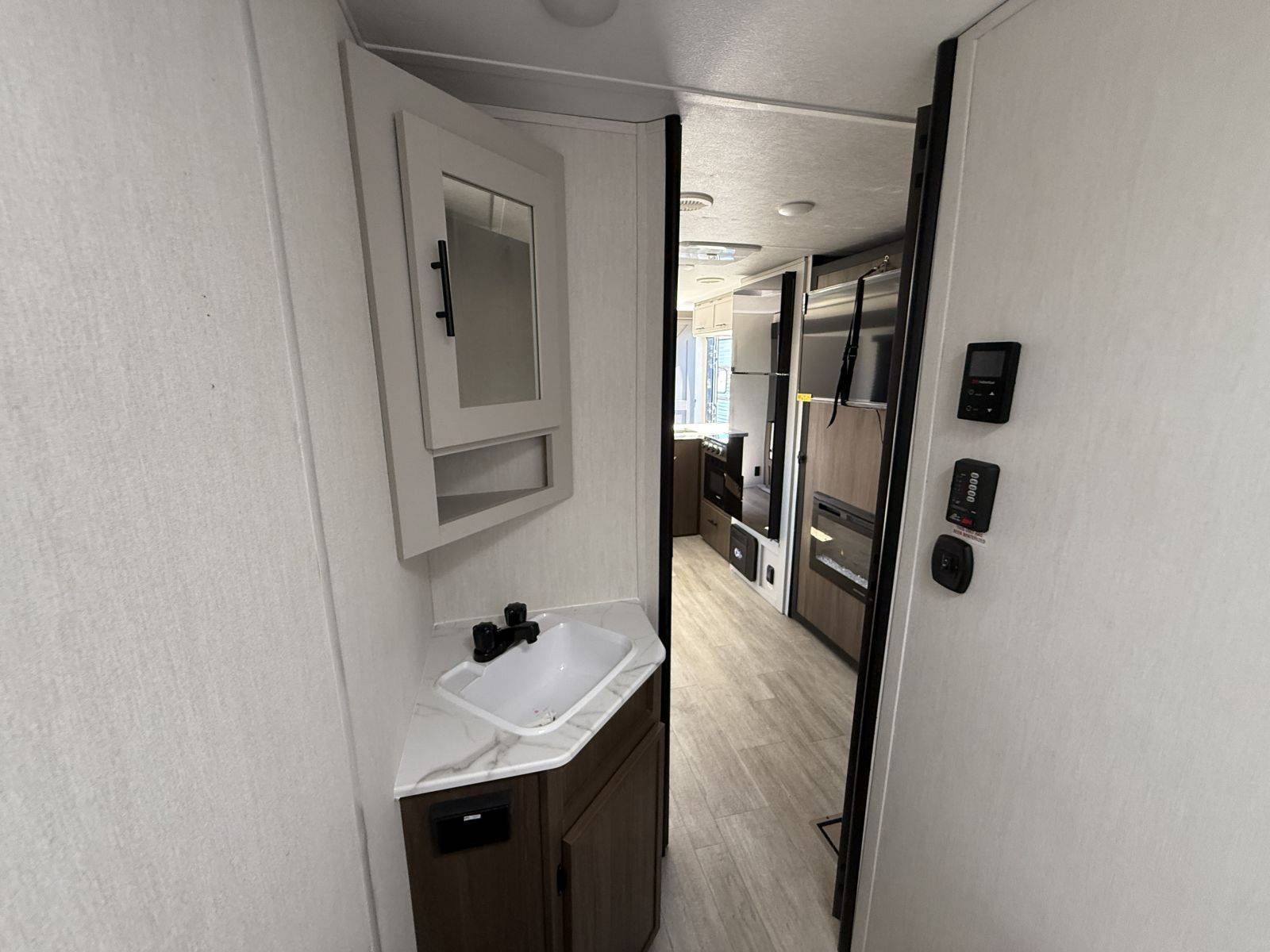 2026 Forest River RV 2026 Forest River RV Avenger - thumbnail 19