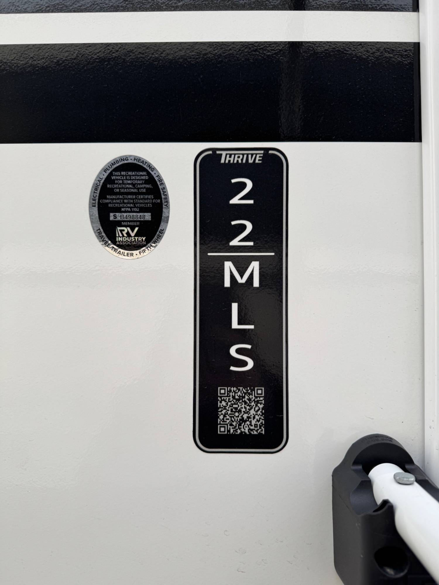 2026 Winnebago 2026 Winnebago Thrive - thumbnail 6