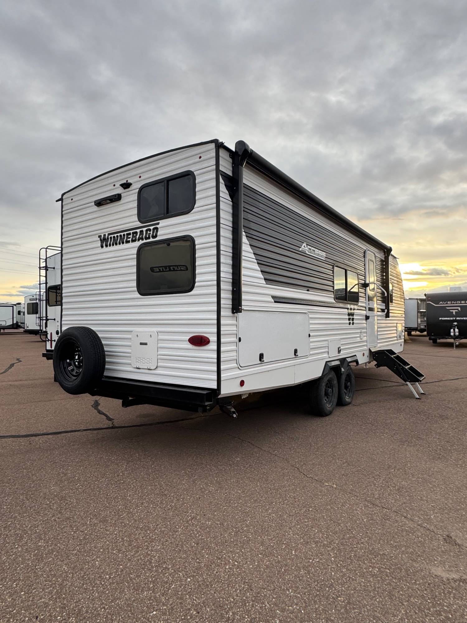 2026 Winnebago 2026 Winnebago Access - thumbnail 4