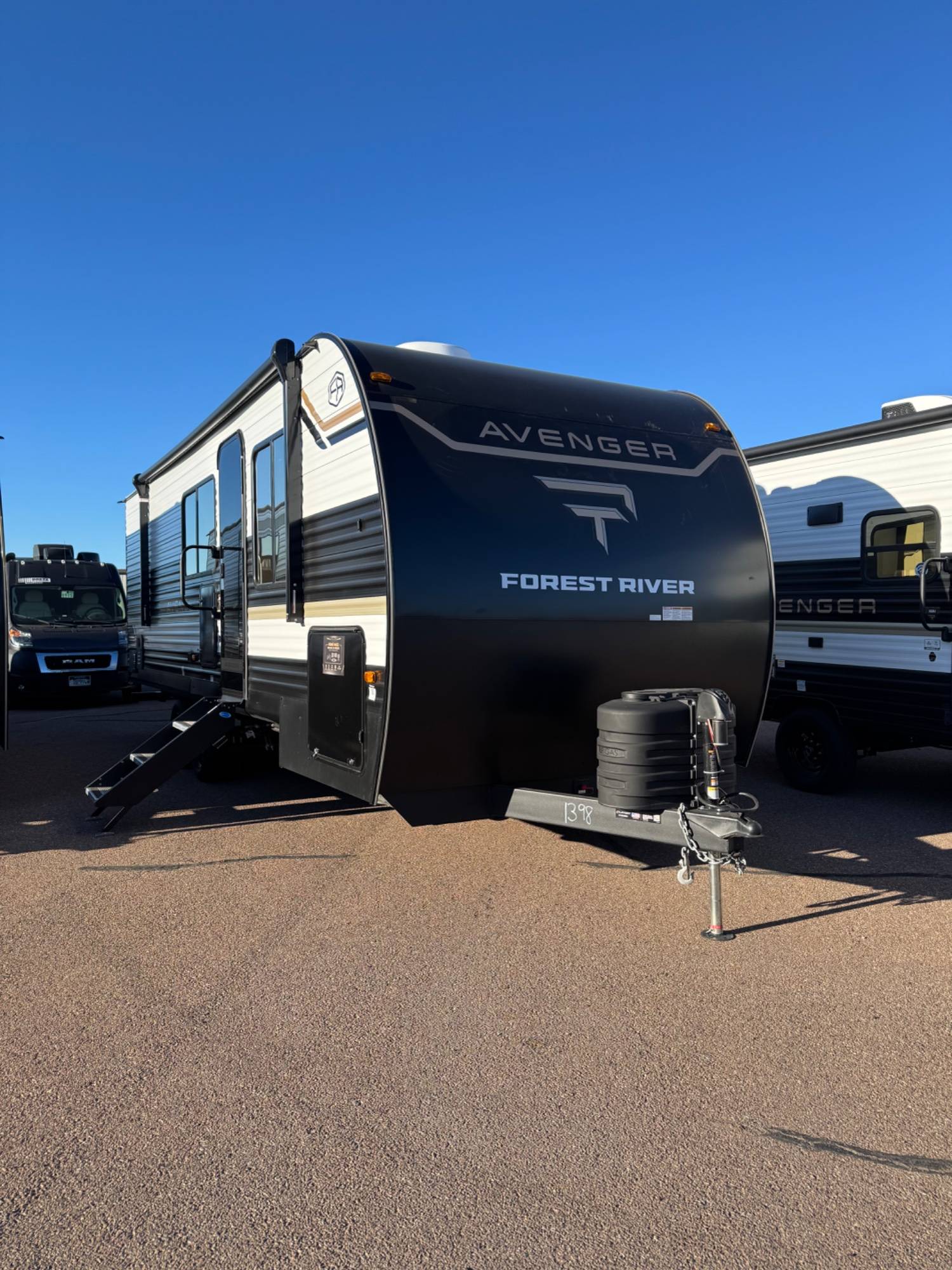 2026 Prime Time RV 2026 Prime Time RV Avenger - thumbnail 1