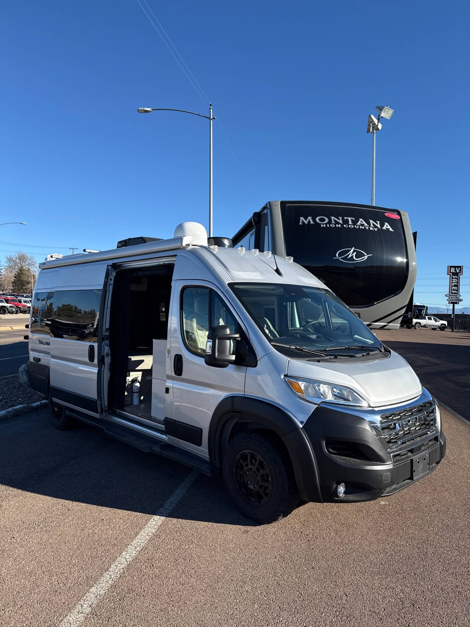 2025 Thor Motor Coach 2025 Thor Motor Coach Tellaro - thumbnail 1