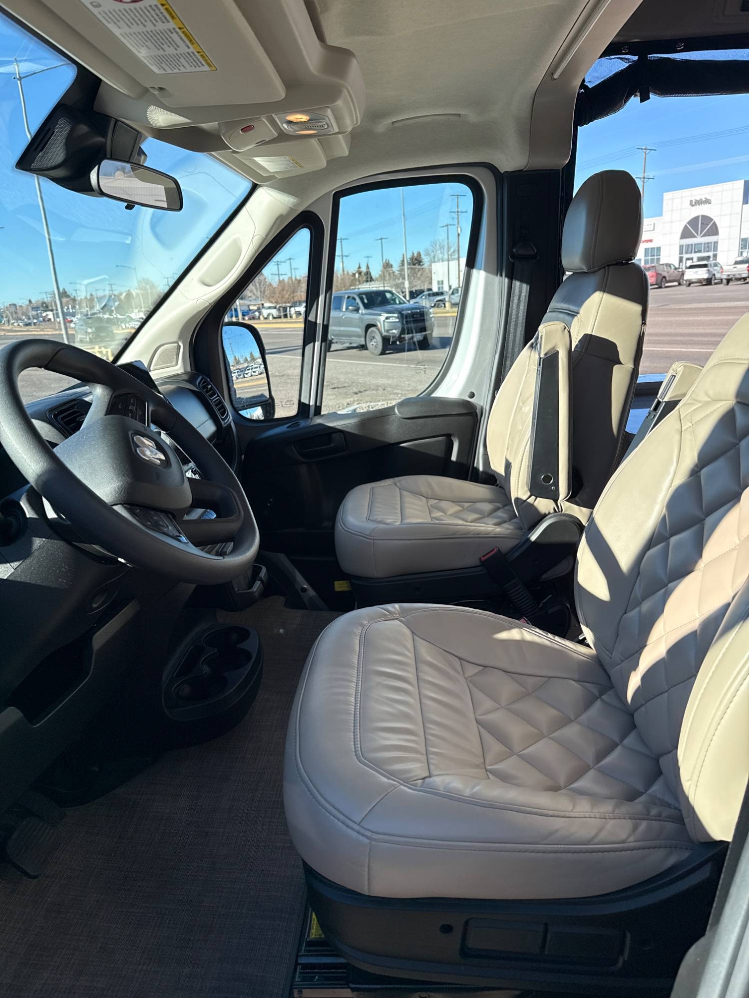 2025 Thor Motor Coach 2025 Thor Motor Coach Tellaro - thumbnail 8