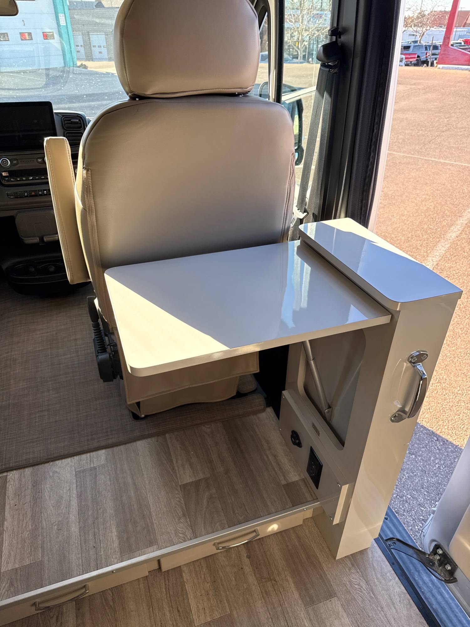 2025 Thor Motor Coach 2025 Thor Motor Coach Tellaro - thumbnail 14