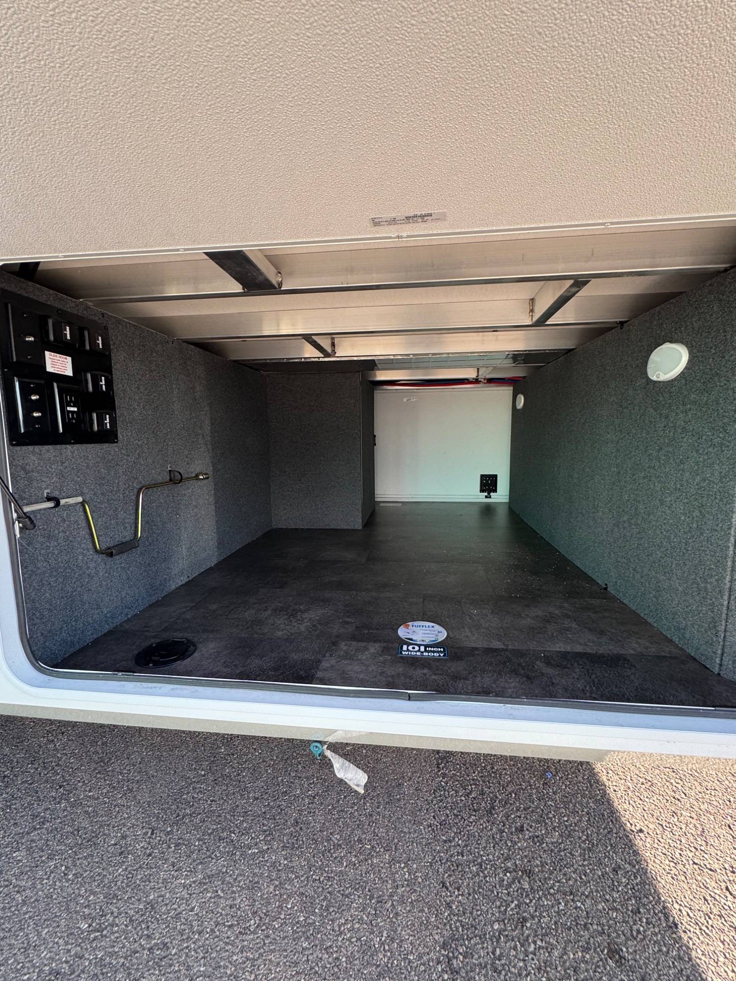 2025 Alliance RV 2025 Alliance RV Paradigm - thumbnail 6