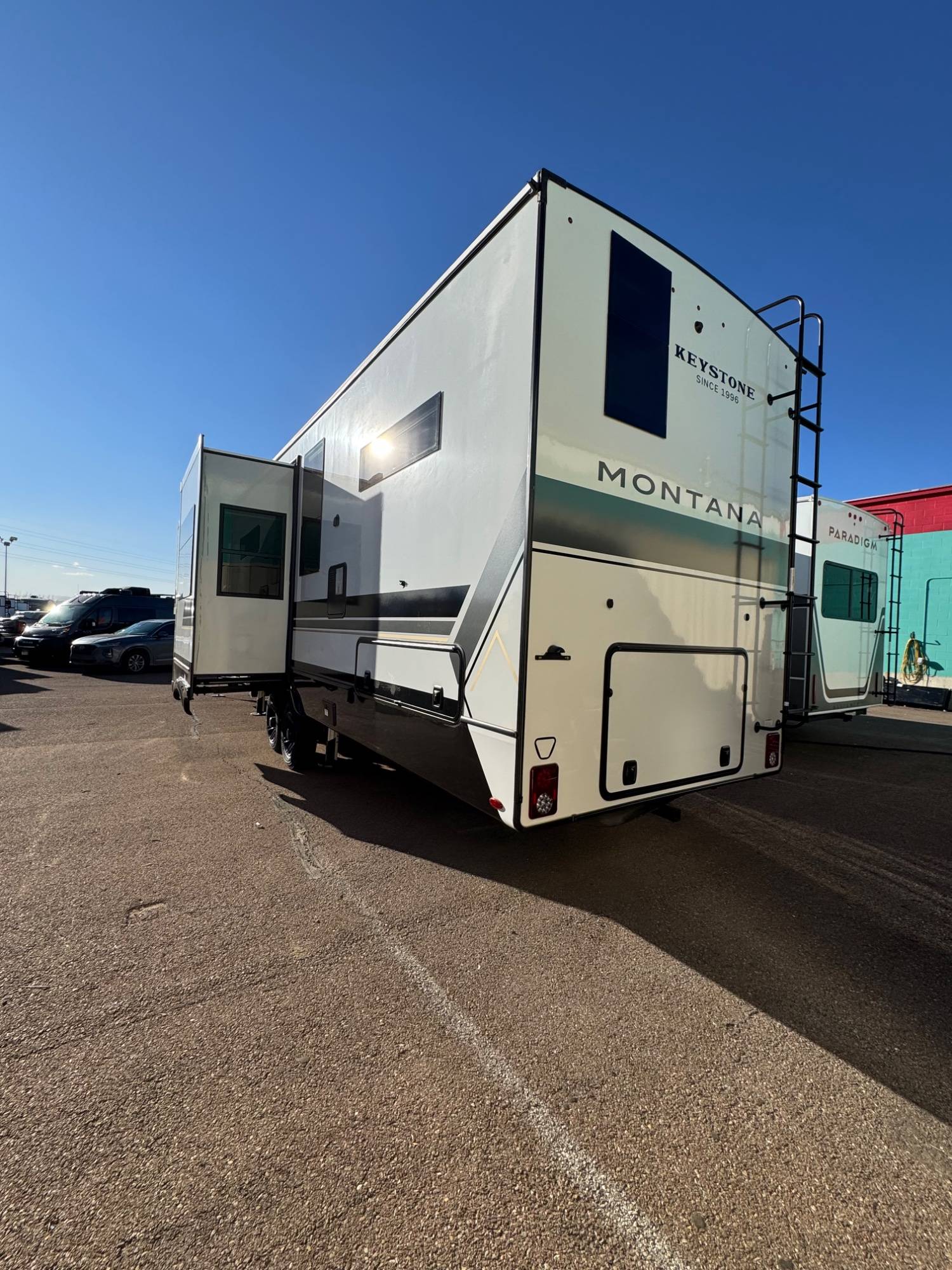 2026 Keystone RV 2026 Keystone RV Montana - thumbnail 4