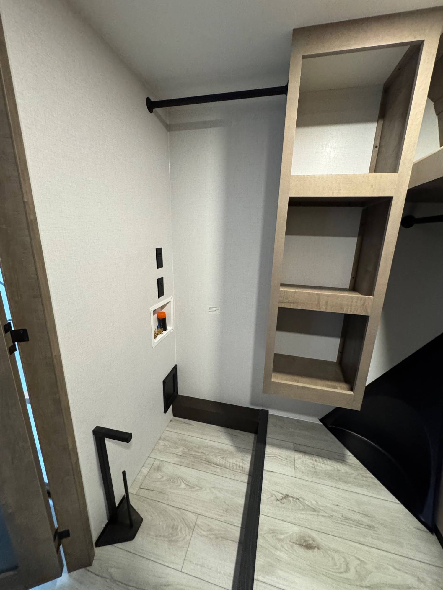 2026 Keystone RV 2026 Keystone RV Montana - thumbnail 30