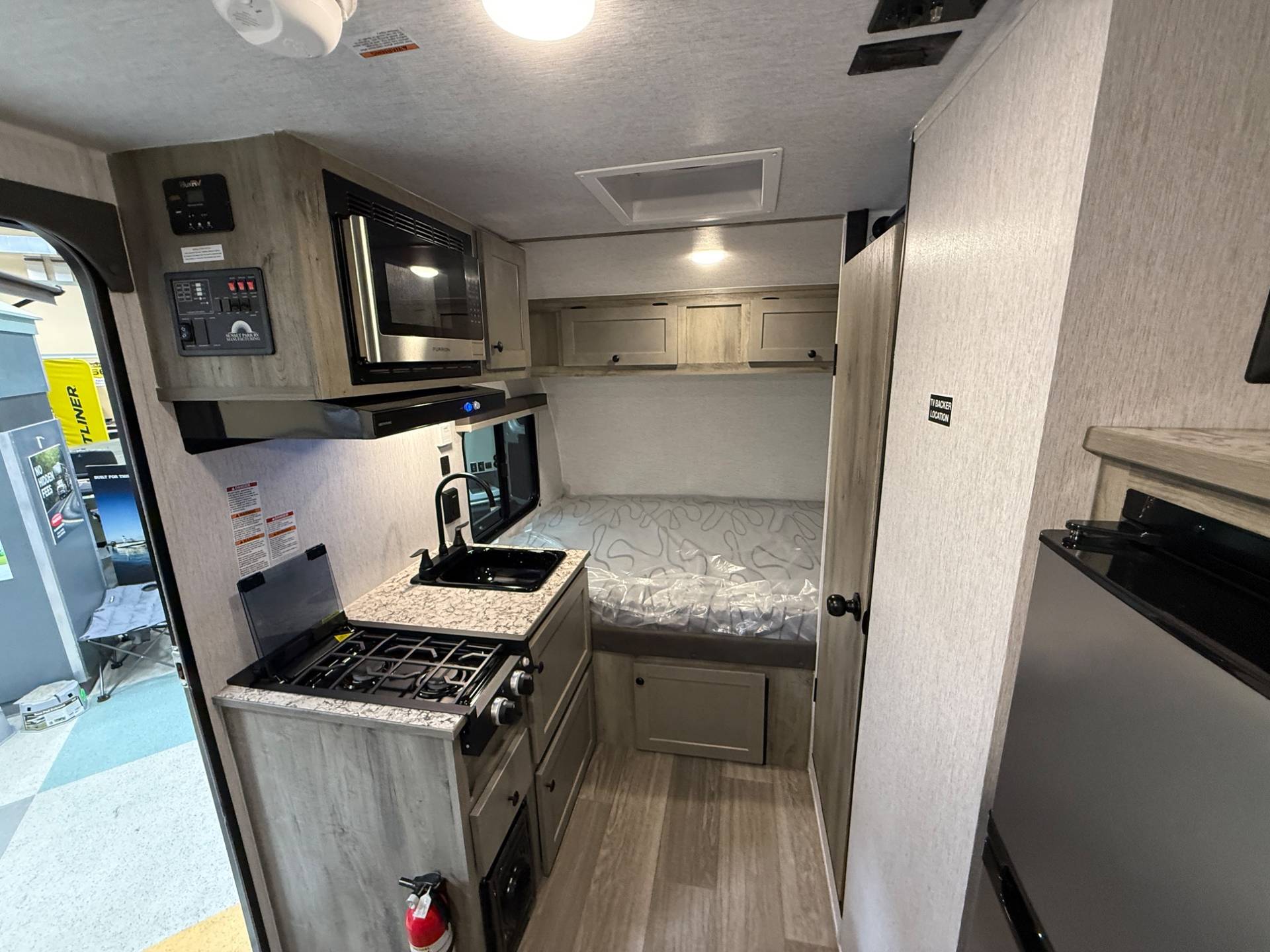 2026 Sunset Park RV Manufacturing 2026 Sunset Park RV Manufacturing Sunray - thumbnail 18