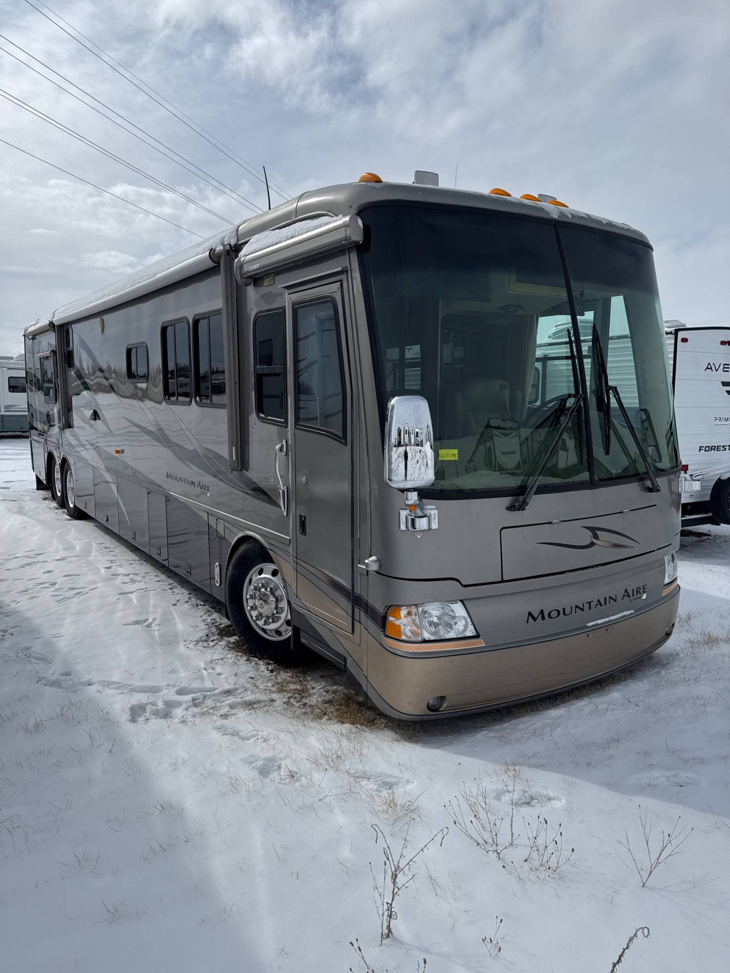 2006 Newmar 2006 Newmar Mountain Aire - thumbnail 1