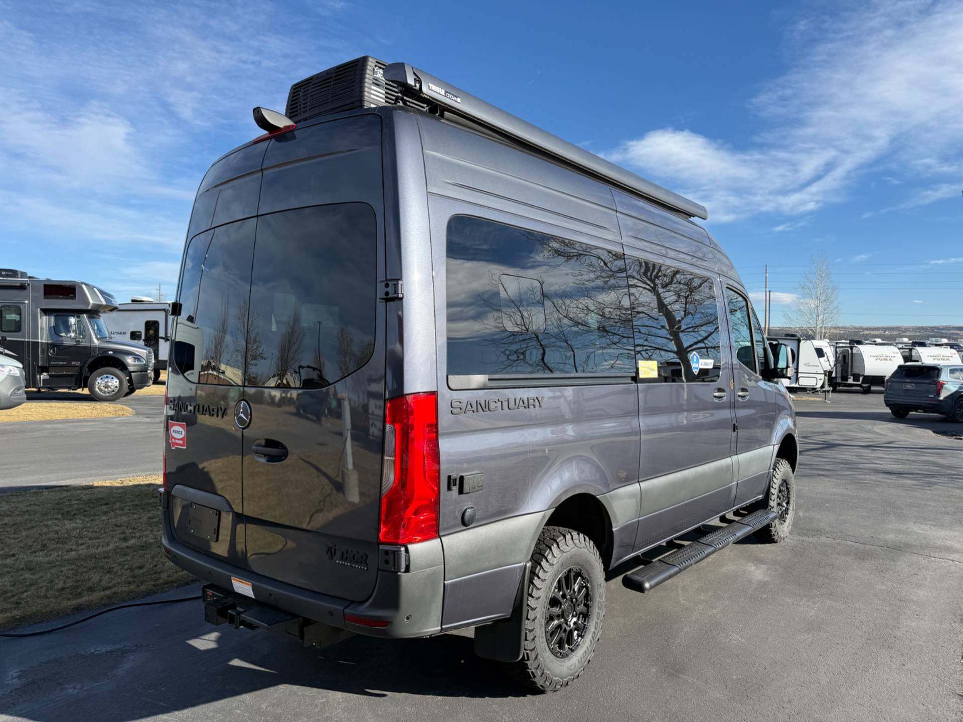 2026 Thor Motor Coach 2026 Thor Motor Coach Sanctuary - thumbnail 4