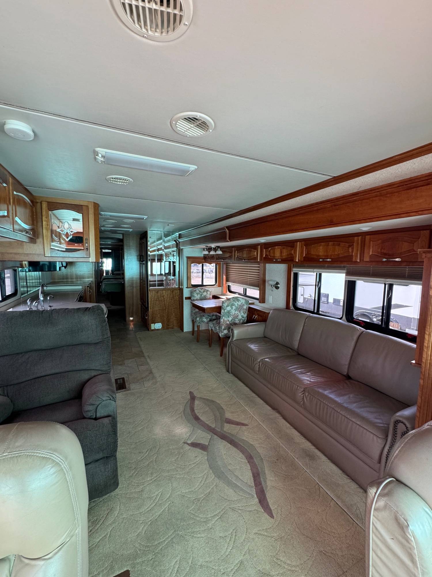 2006 Newmar 2006 Newmar Mountain Aire - thumbnail 5