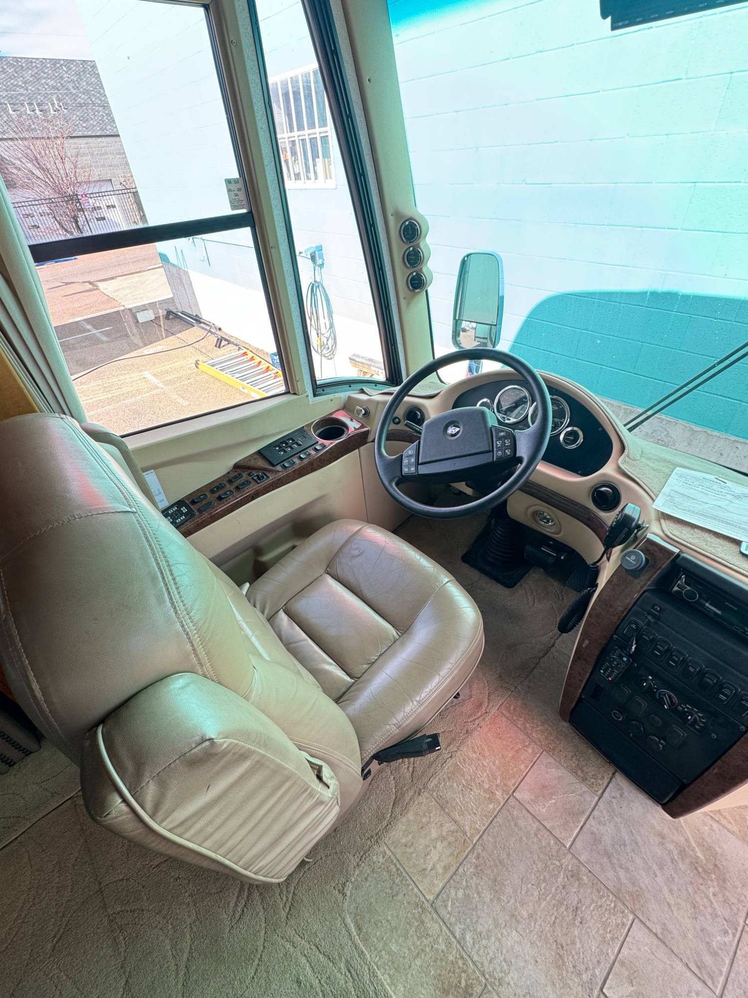 2006 Newmar 2006 Newmar Mountain Aire - thumbnail 7