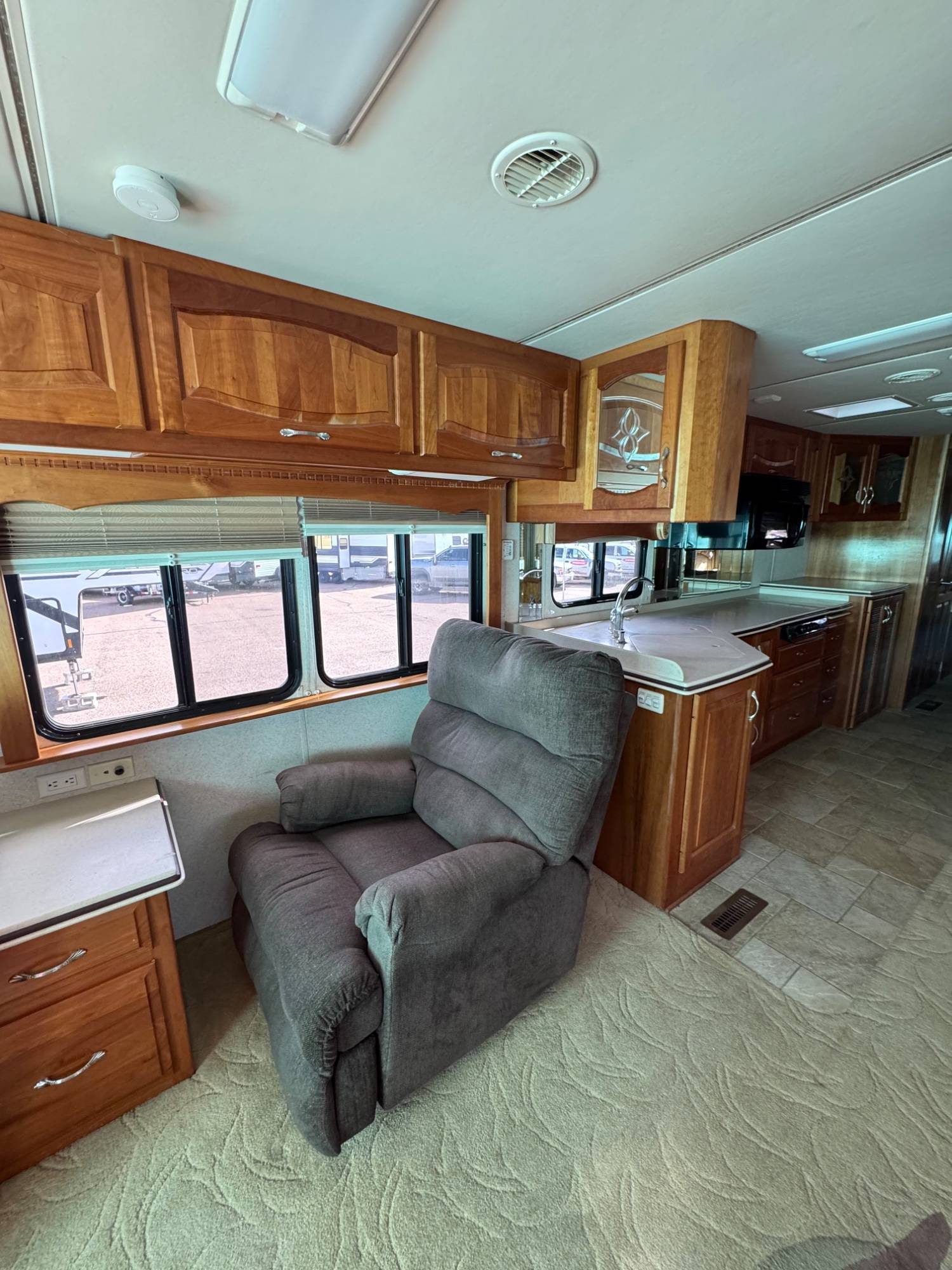 2006 Newmar 2006 Newmar Mountain Aire - thumbnail 9