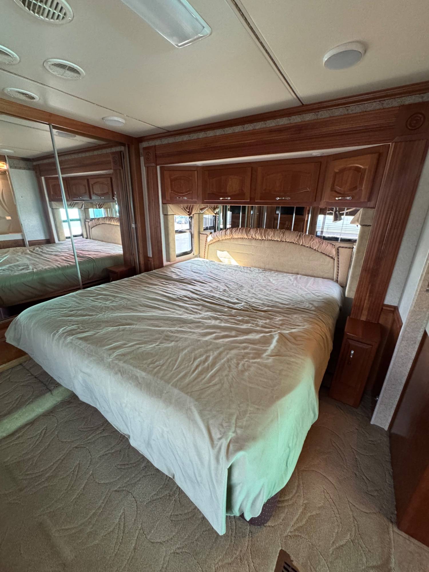 2006 Newmar 2006 Newmar Mountain Aire - thumbnail 20