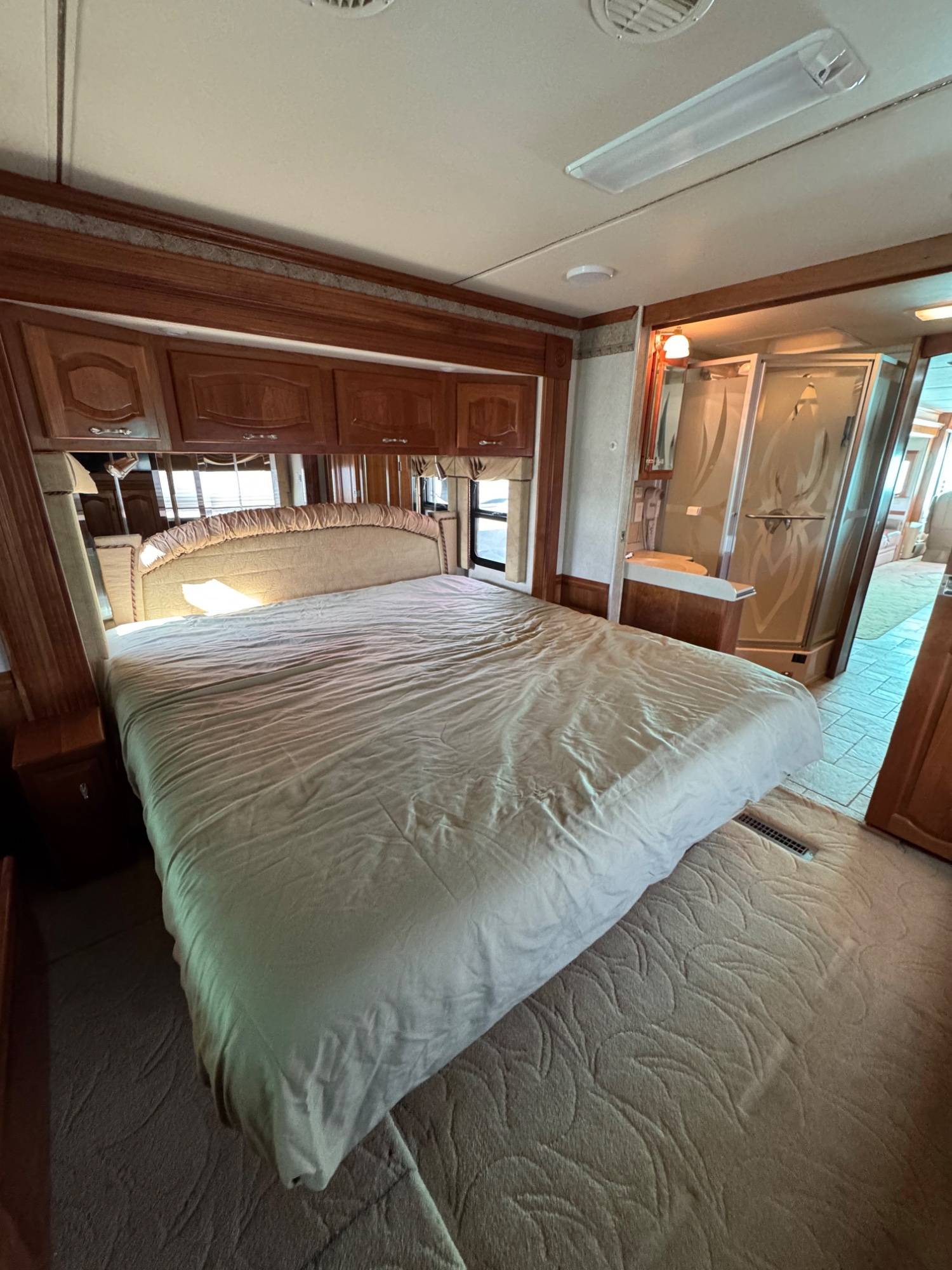 2006 Newmar 2006 Newmar Mountain Aire - thumbnail 22