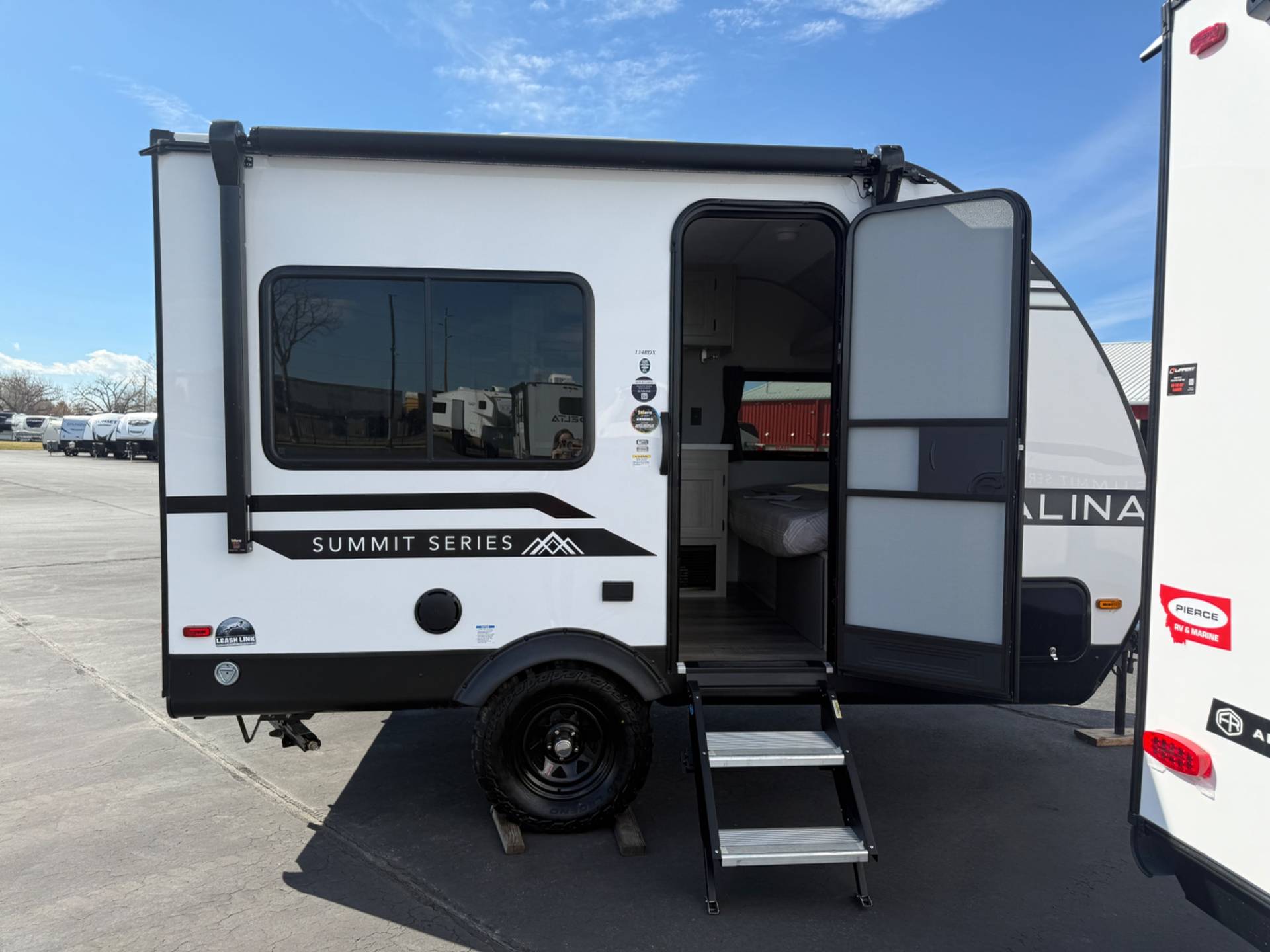 2026 Coachmen 2026 Coachmen Catalina Summit Series 7 - thumbnail 6