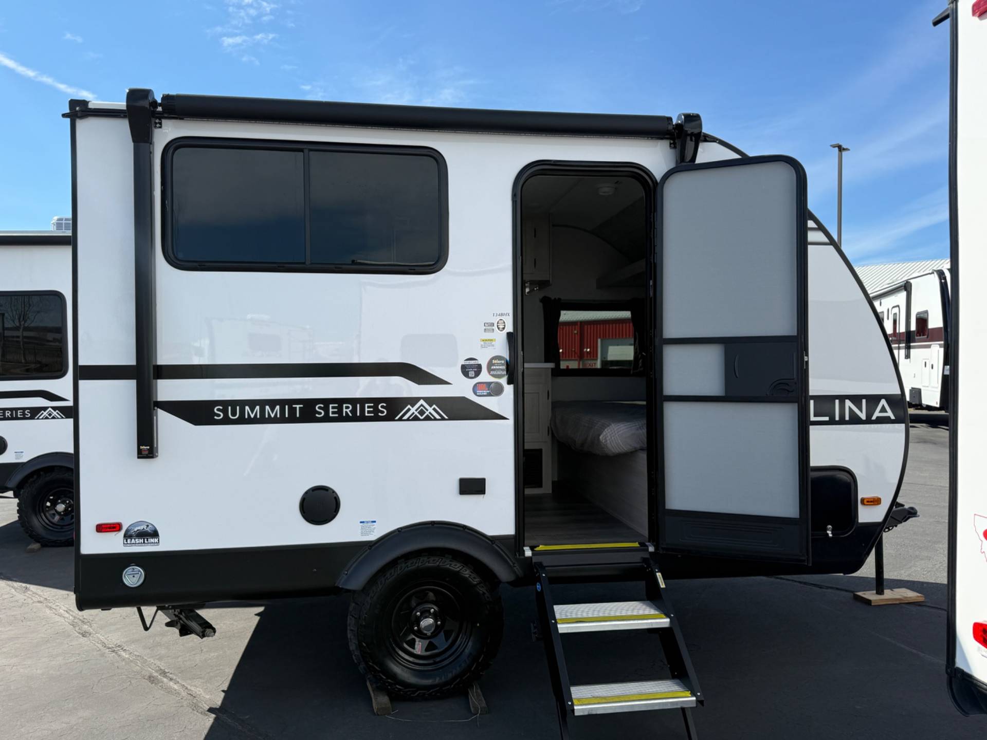 2026 Coachmen 2026 Coachmen Catalina Summit Series 7 - thumbnail 6